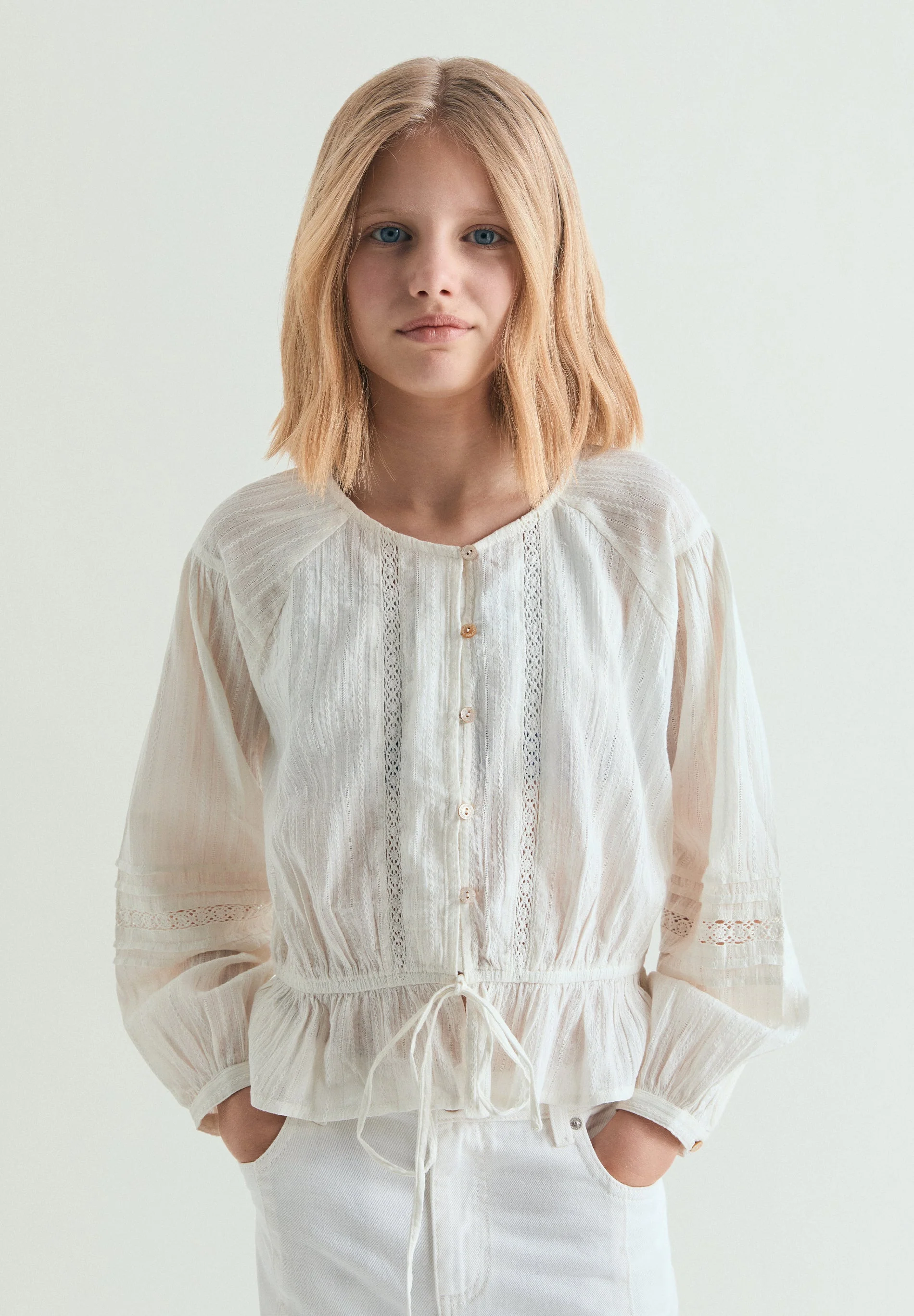 ROMANTIC BOW BLOUSE - Image 2