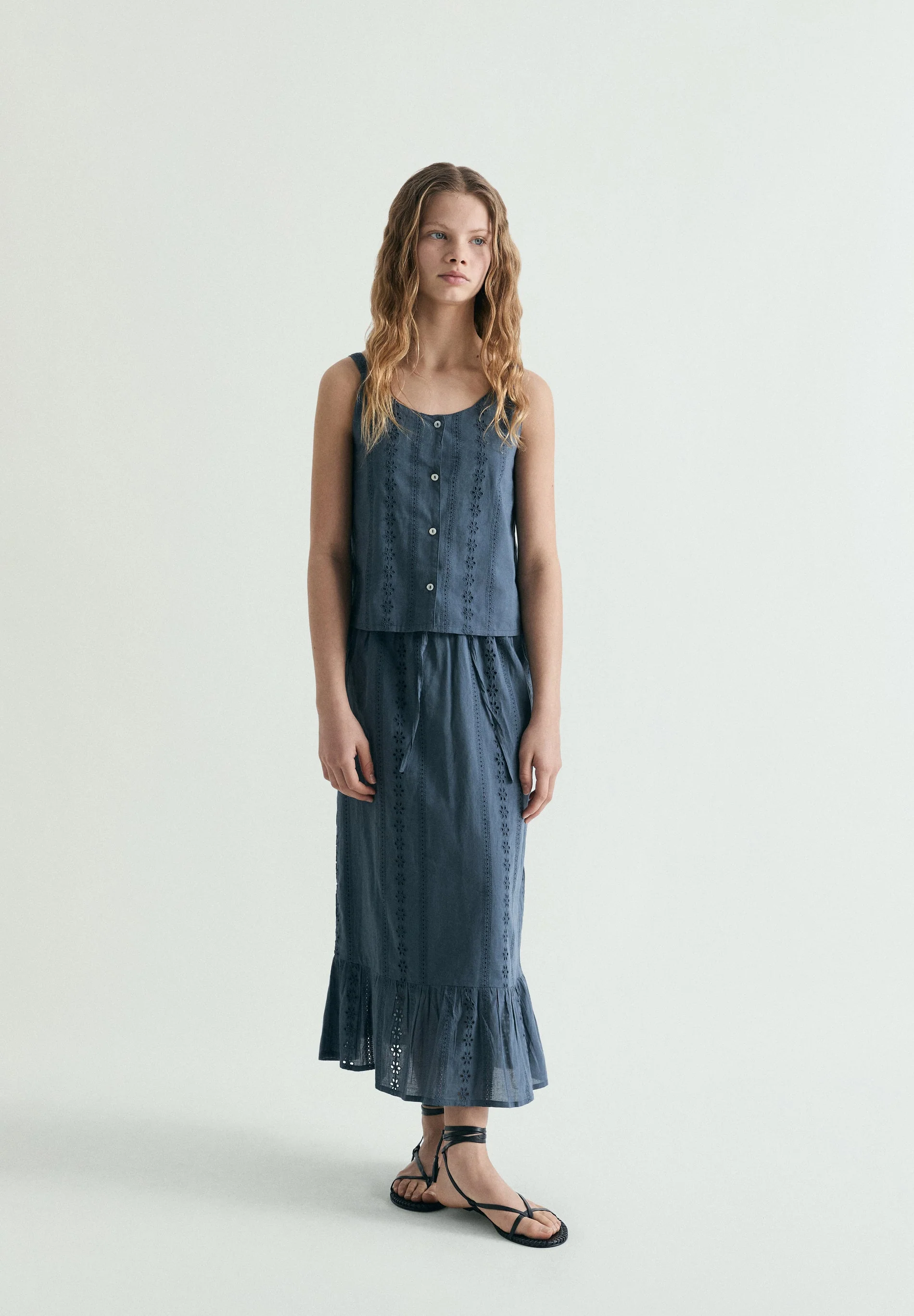 COTTON SKIRT WITH EMBROIDERY - Image 2