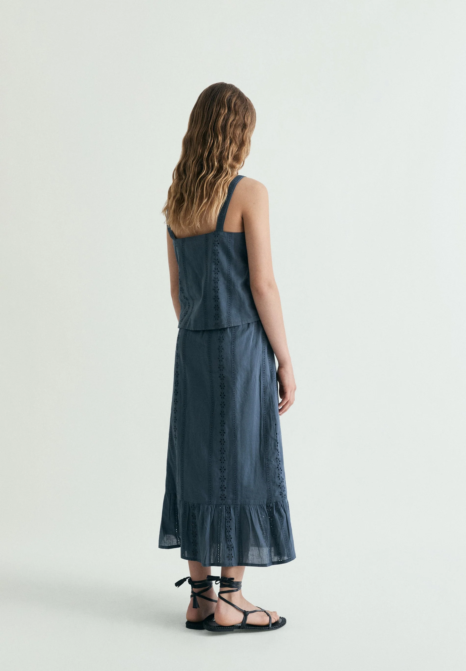 COTTON SKIRT WITH EMBROIDERY - Image 4