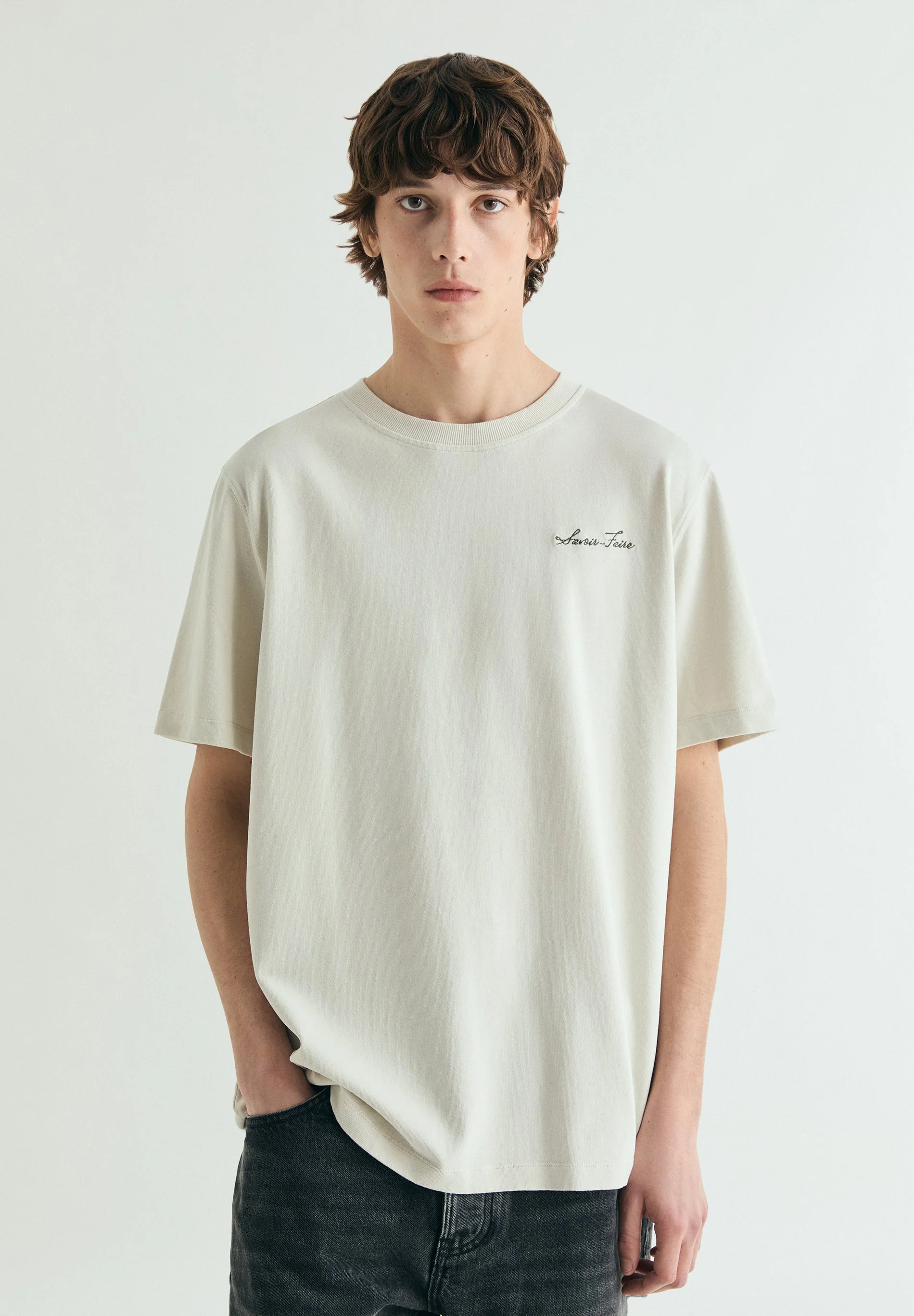 RELAXED CONTRAST EMBROIDERED T-SHIRT - Image 3