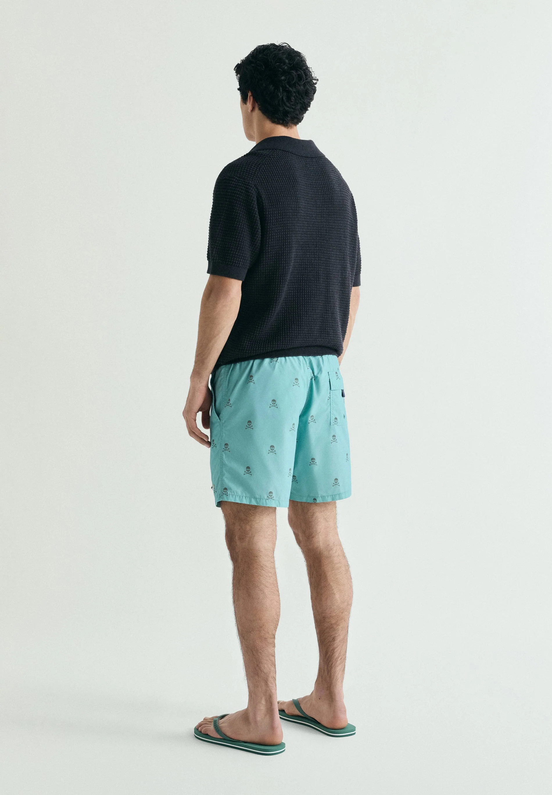 CONTRAST SKULL SWIMMING TRUNKS - Image 4