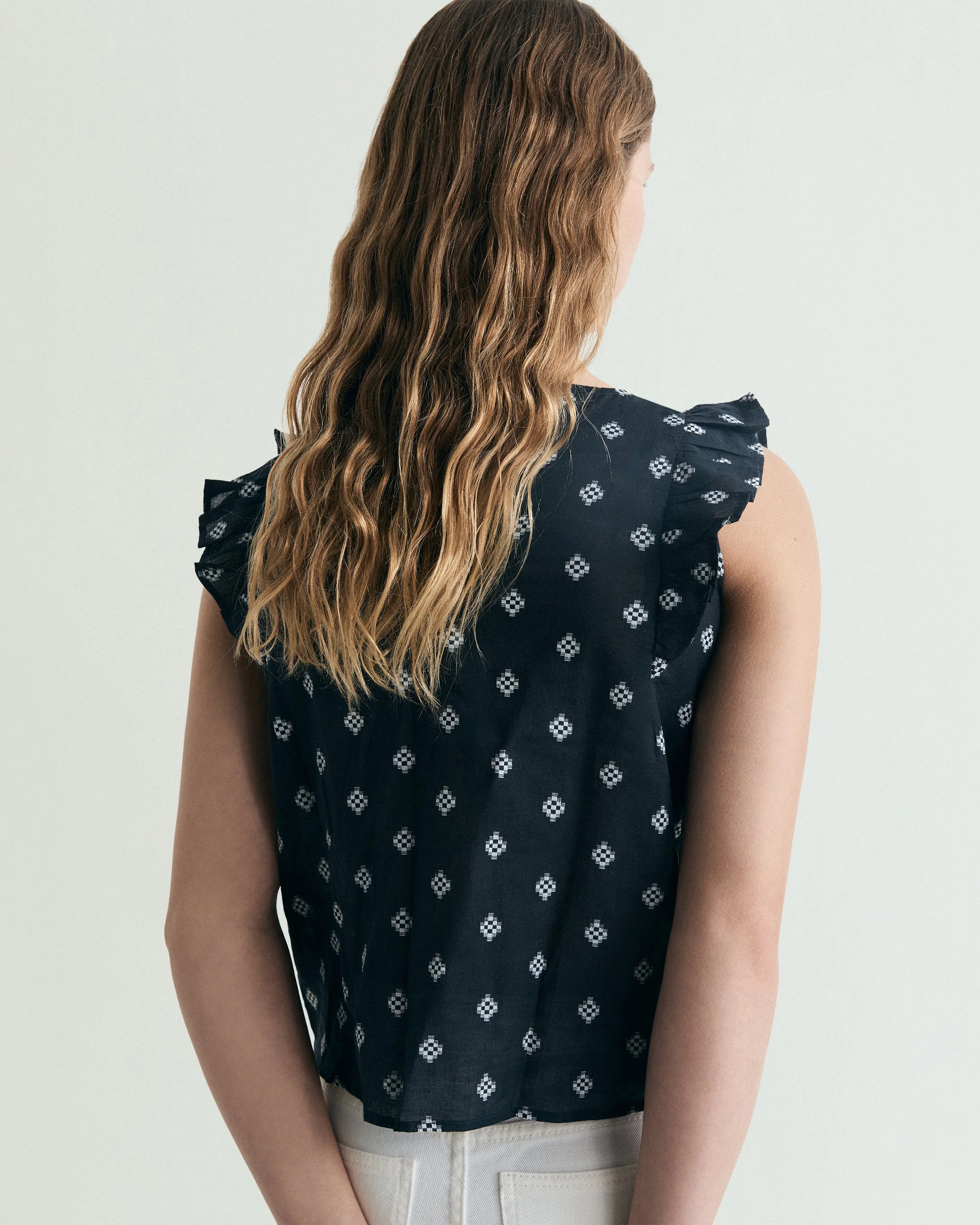 SLEEVELESS JACQUARD BLOUSE - Image 3
