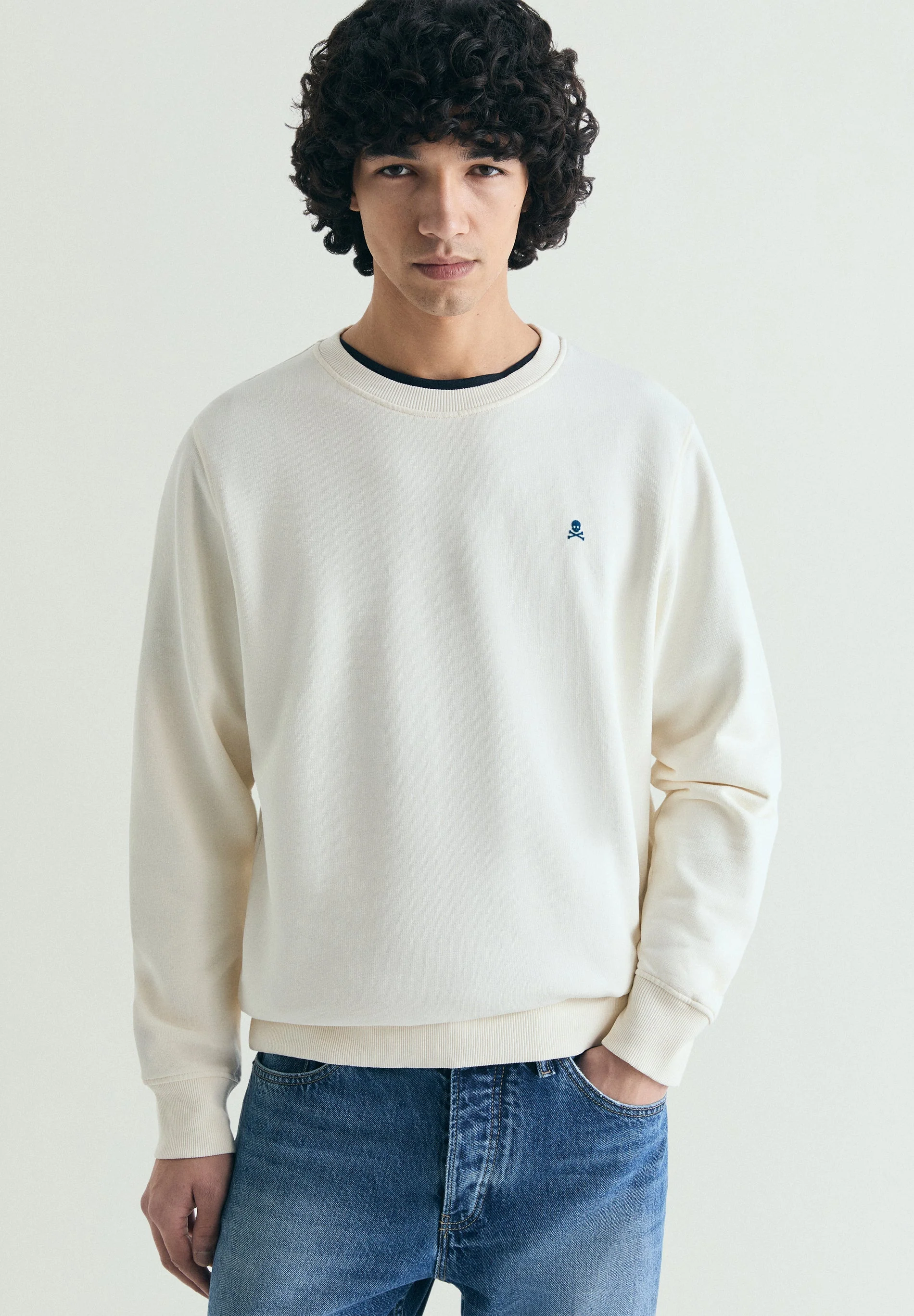 BASIC SWEATSHIRT WITH BACK PRINT - Image 3