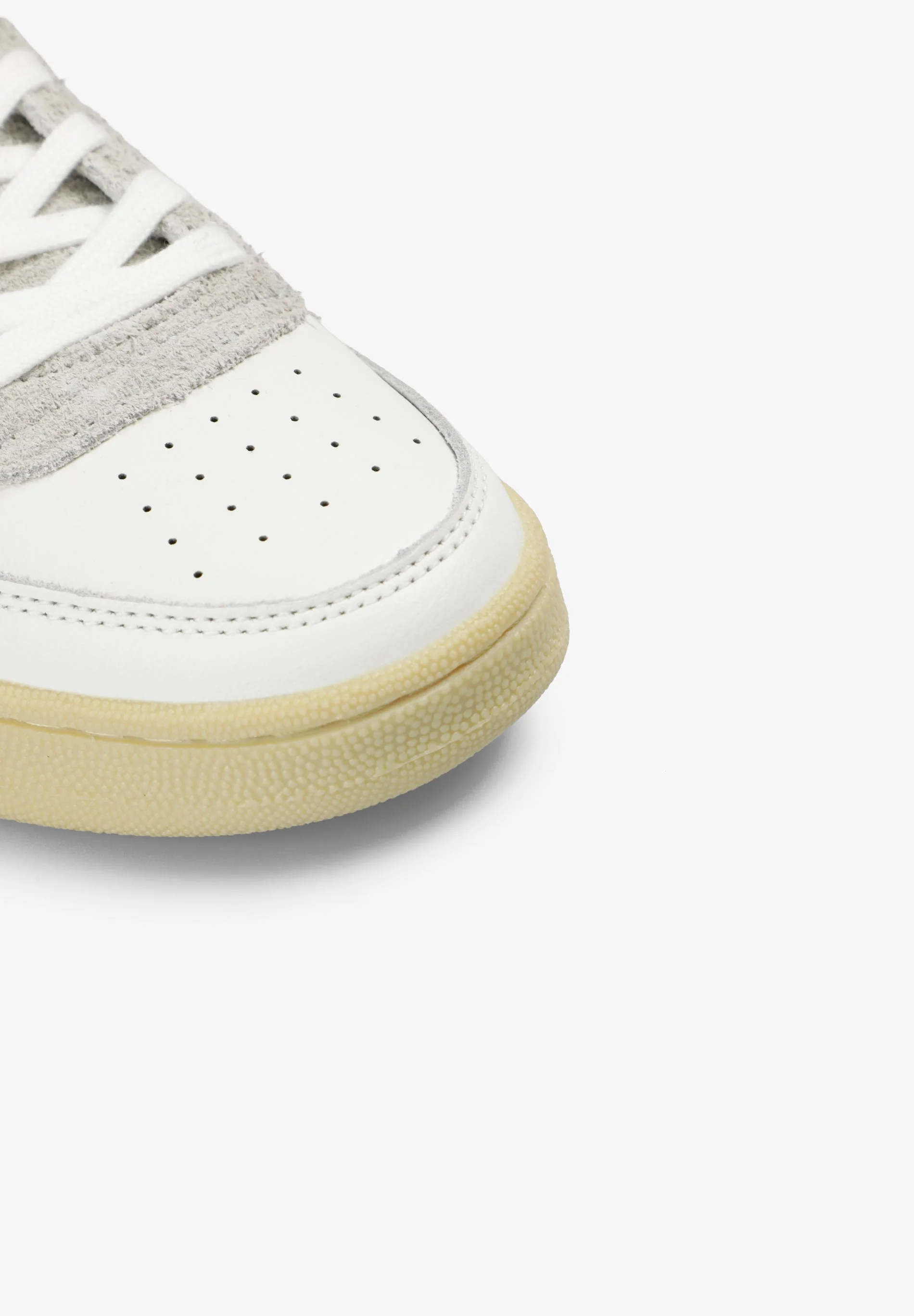 CONTRAST SKULL SNEAKERS - Image 7