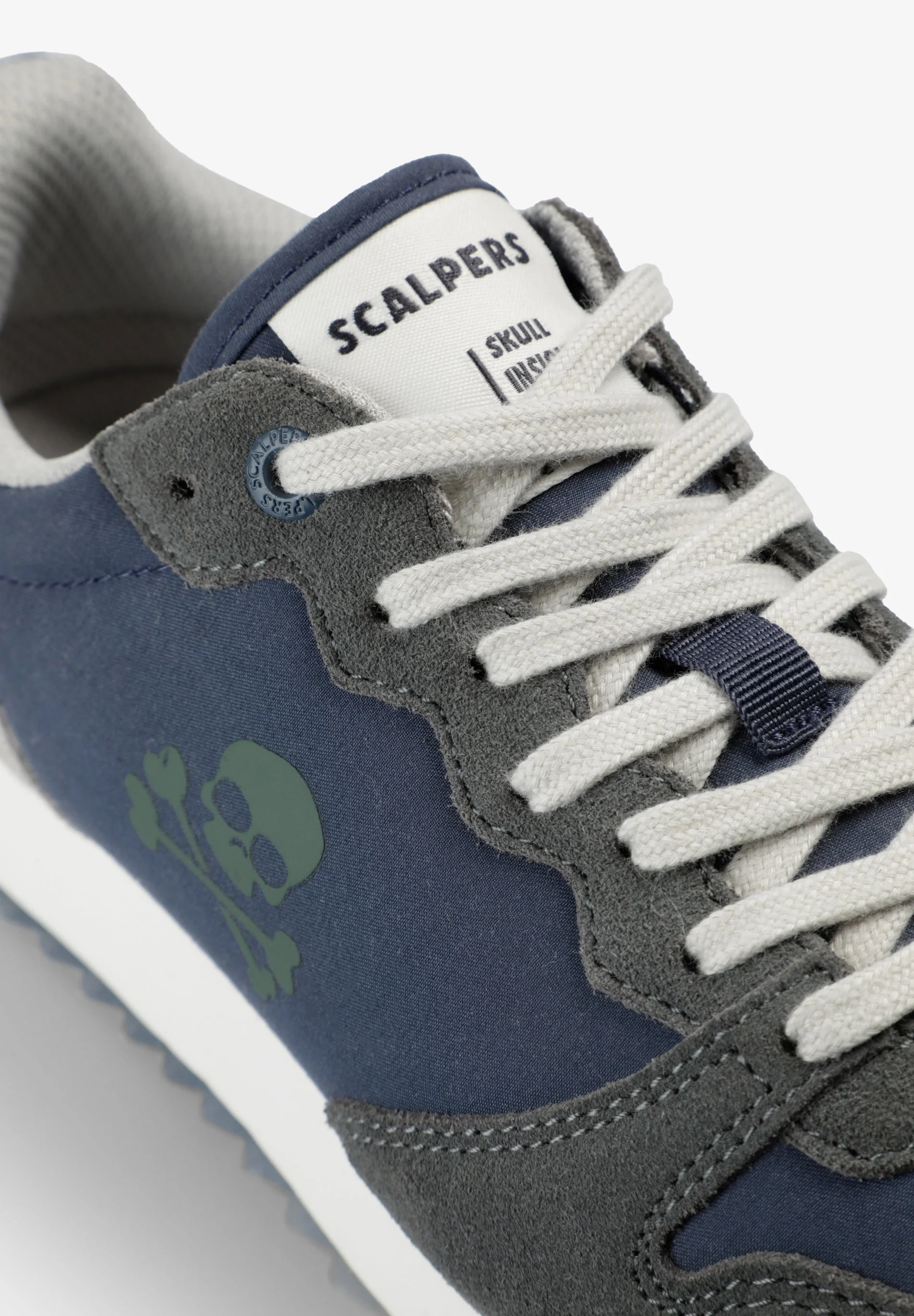 CONTRAST SOLE SNEAKERS - Image 6