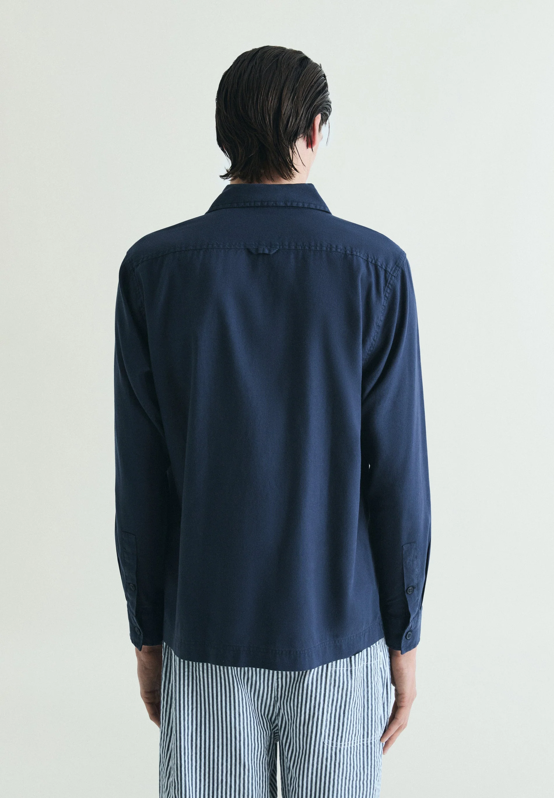 REGULAR FIT SHIRT WITH POCKETS - Image 3