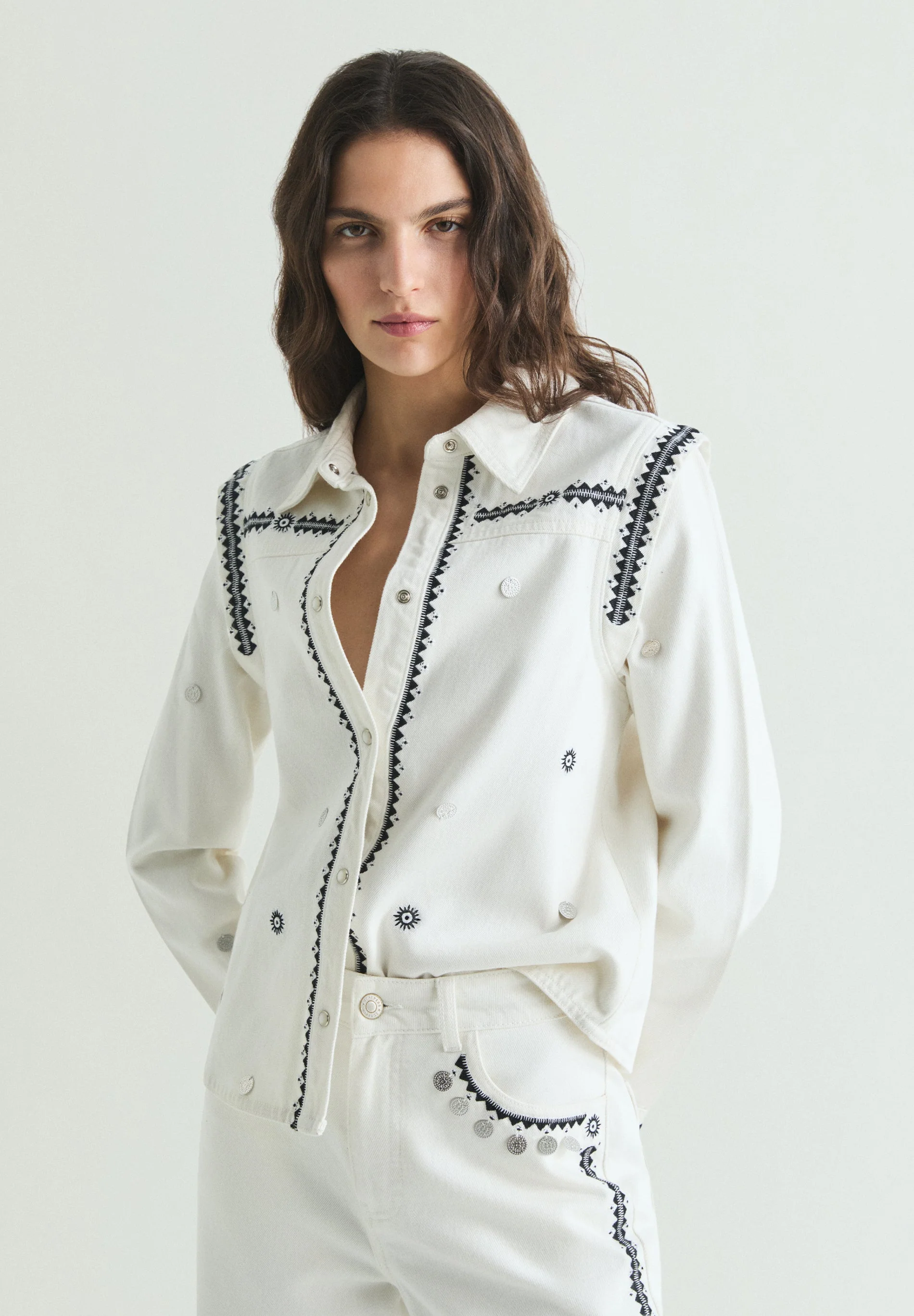 ETHNIC PRINT DENIM SHIRT - Image 2