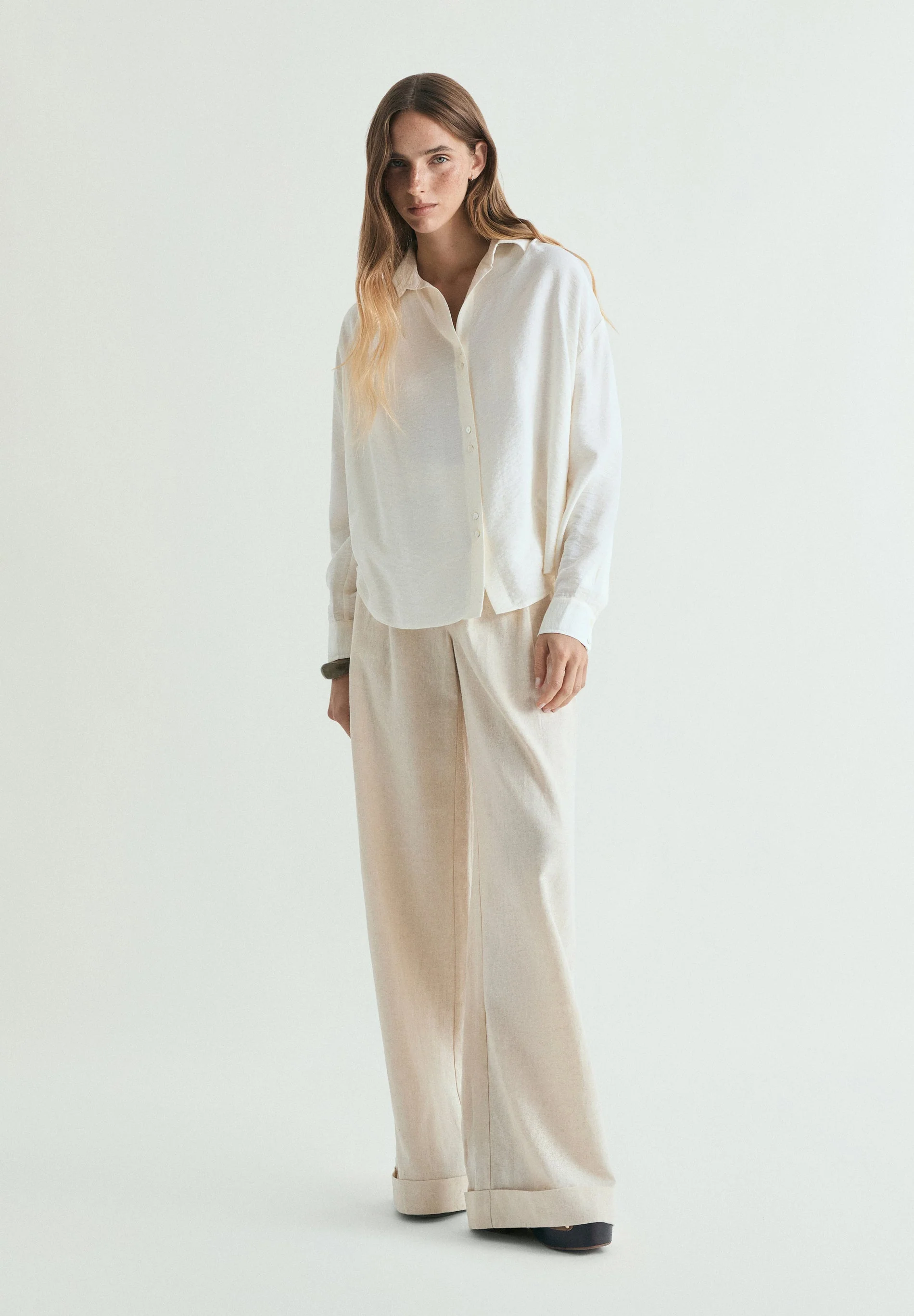 FLOWING PLEATED SHIRT - Image 3