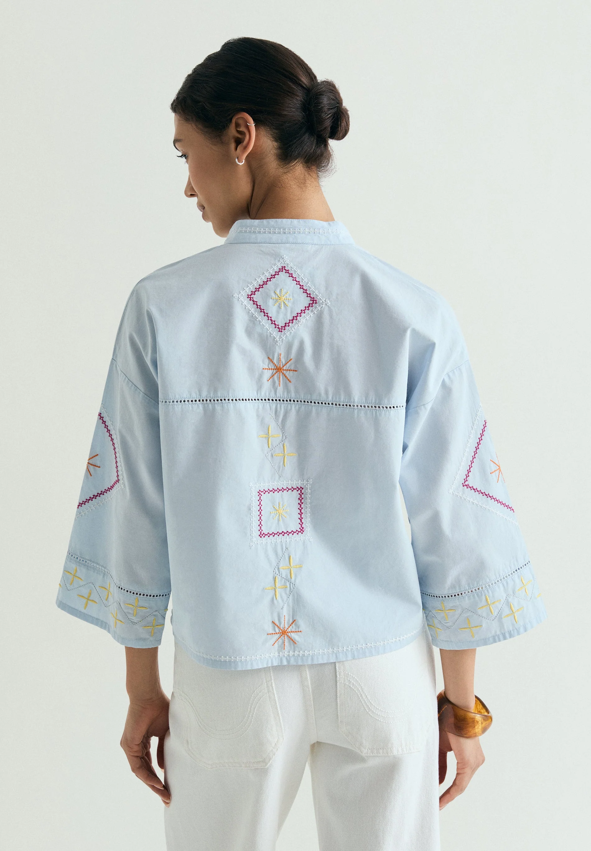 SHIRT WITH EMBROIDERED DETAILS - Image 4