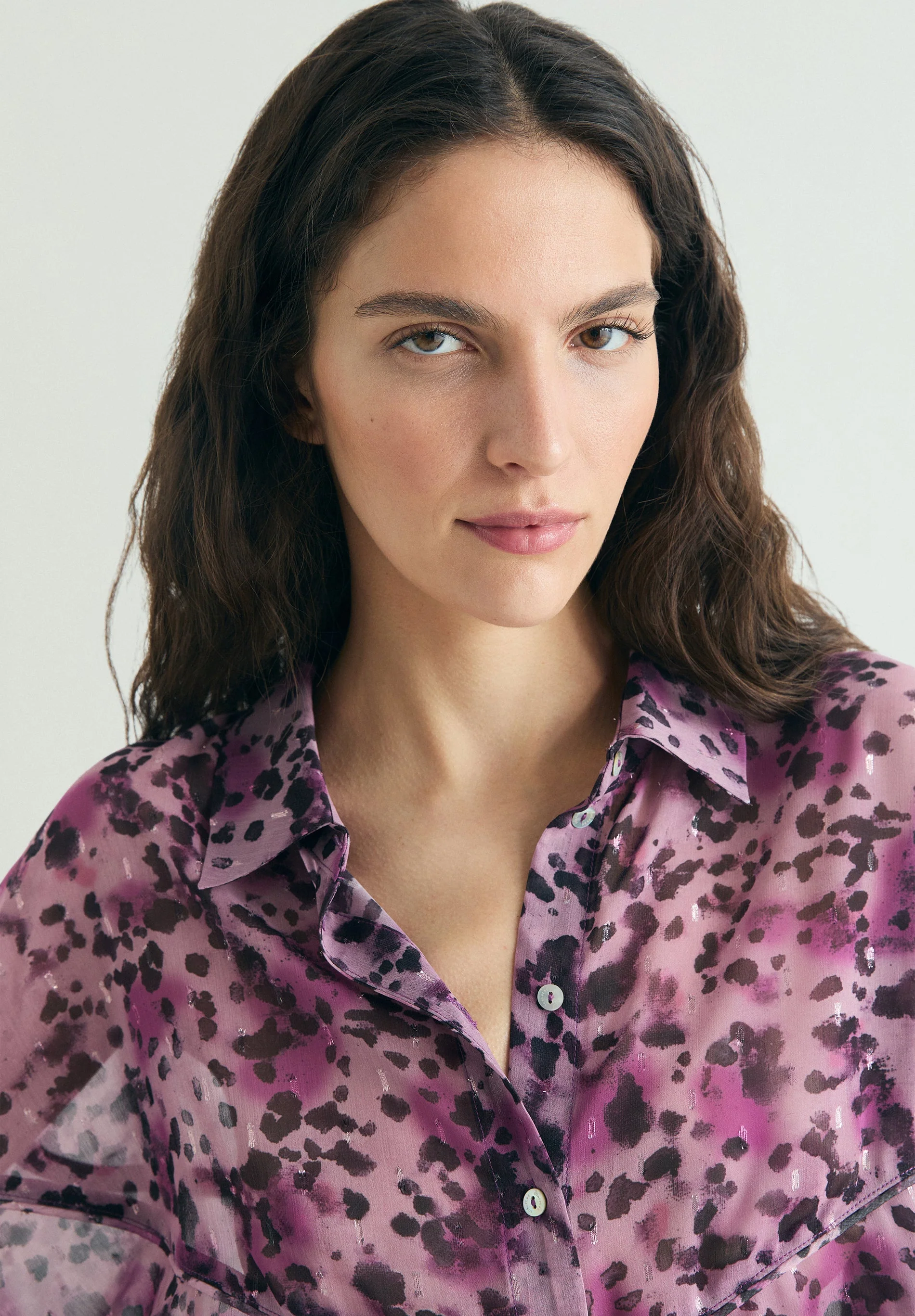 ANIMAL PRINT FLUID BLOUSE - Image 5