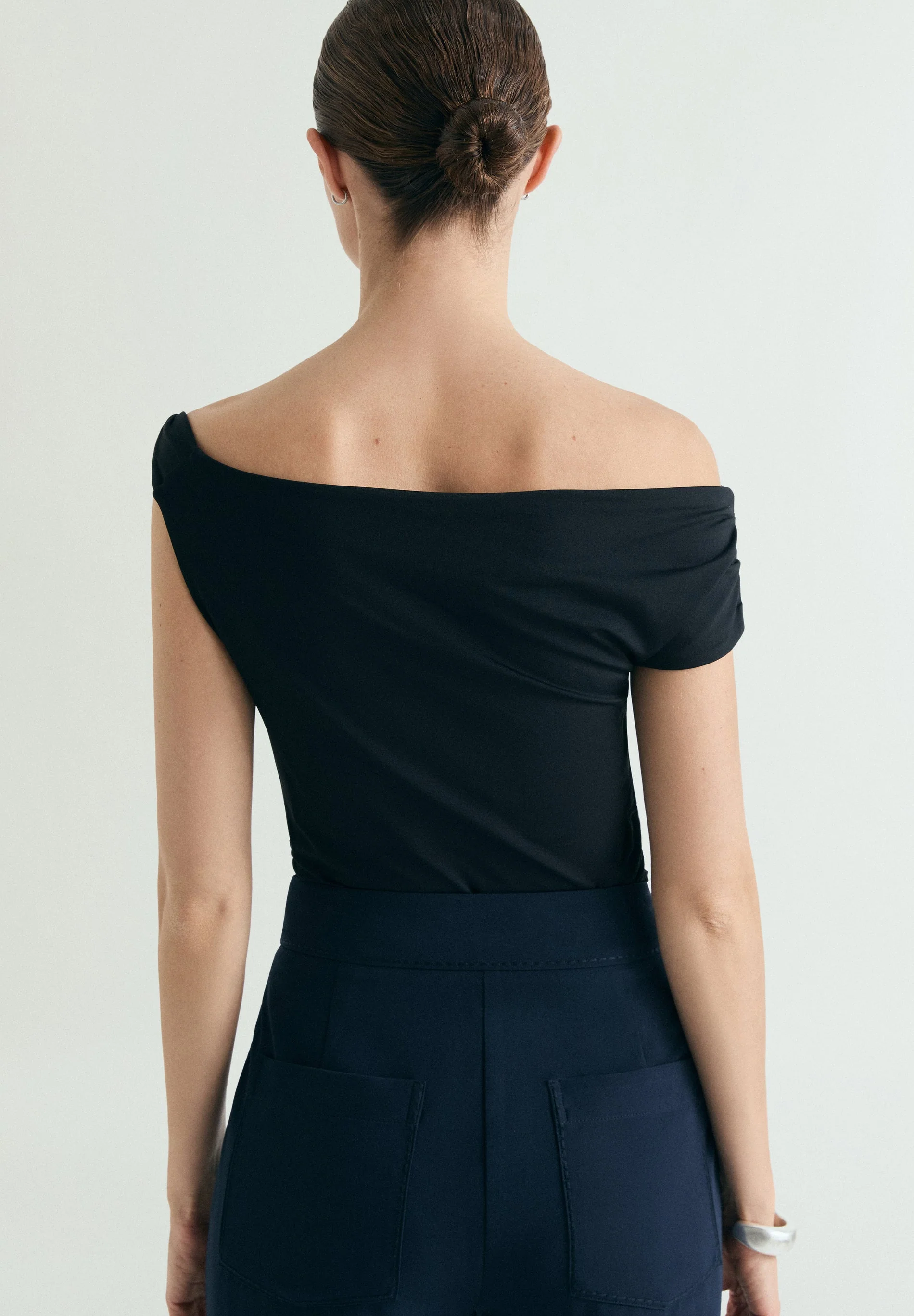 ASYMMETRIC DRAPED T-SHIRT - Image 4