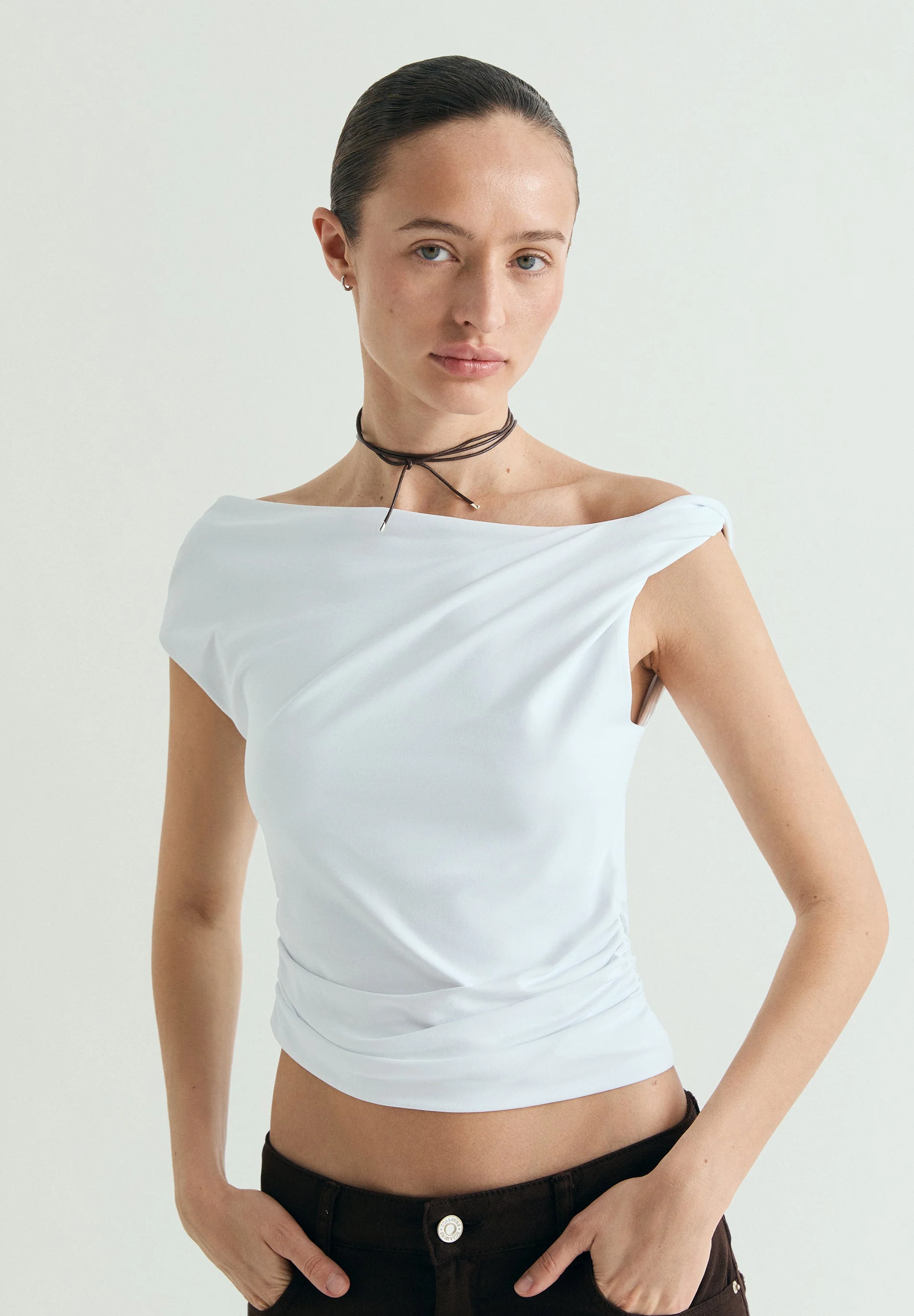 ASYMMETRIC DRAPED T-SHIRT