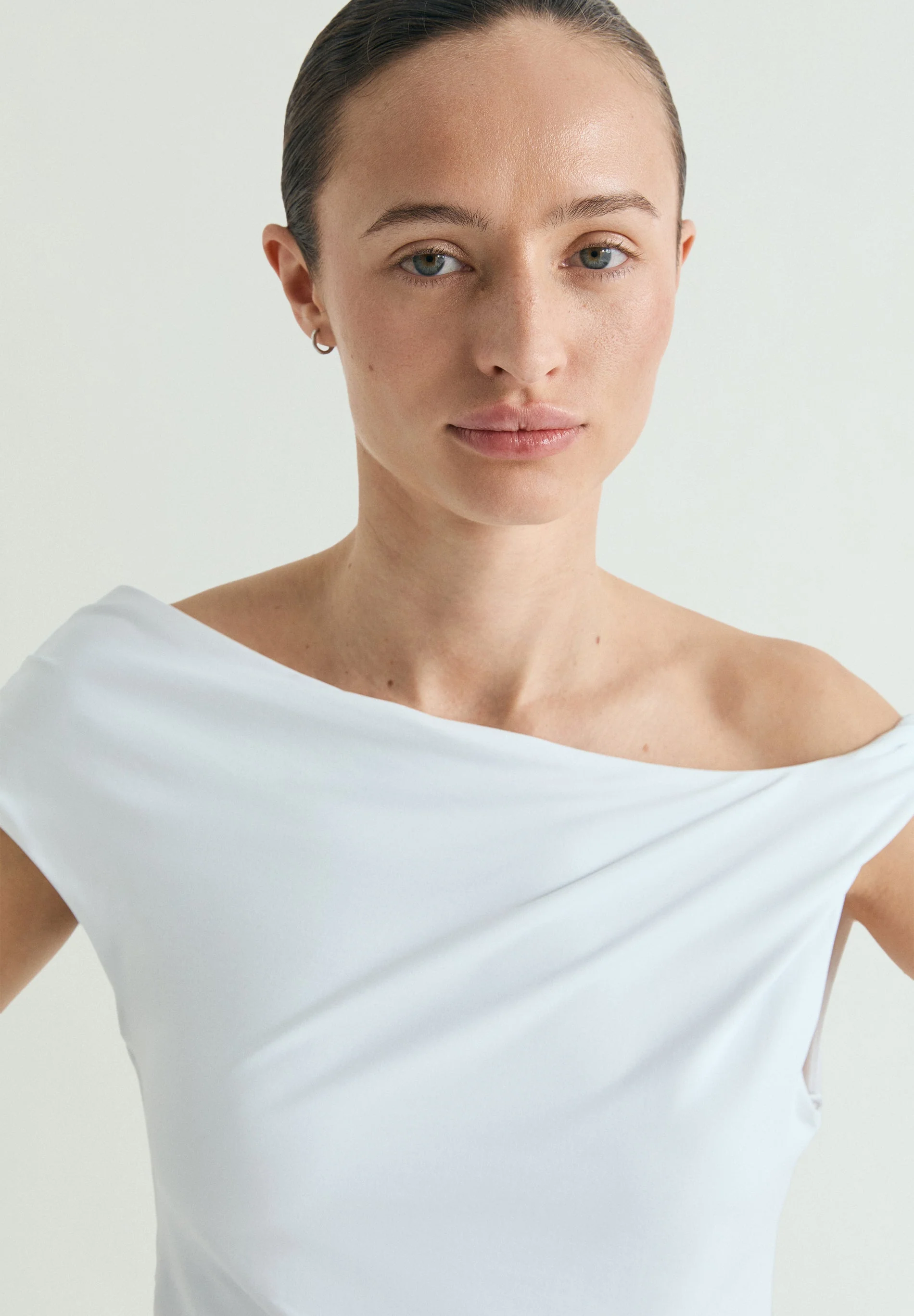 ASYMMETRIC DRAPED T-SHIRT - Image 4