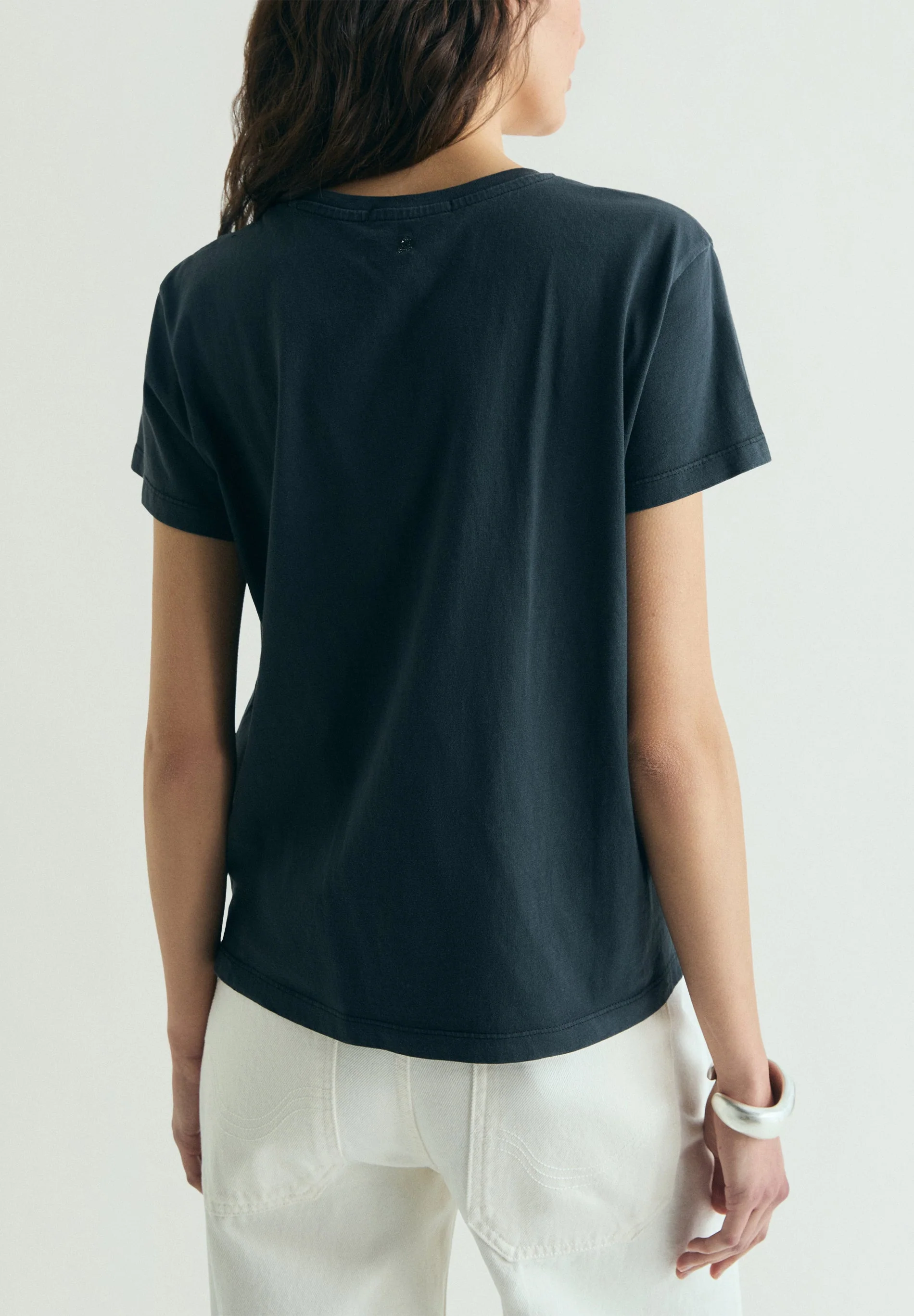 BASIC V-NECK T-SHIRT - Image 5