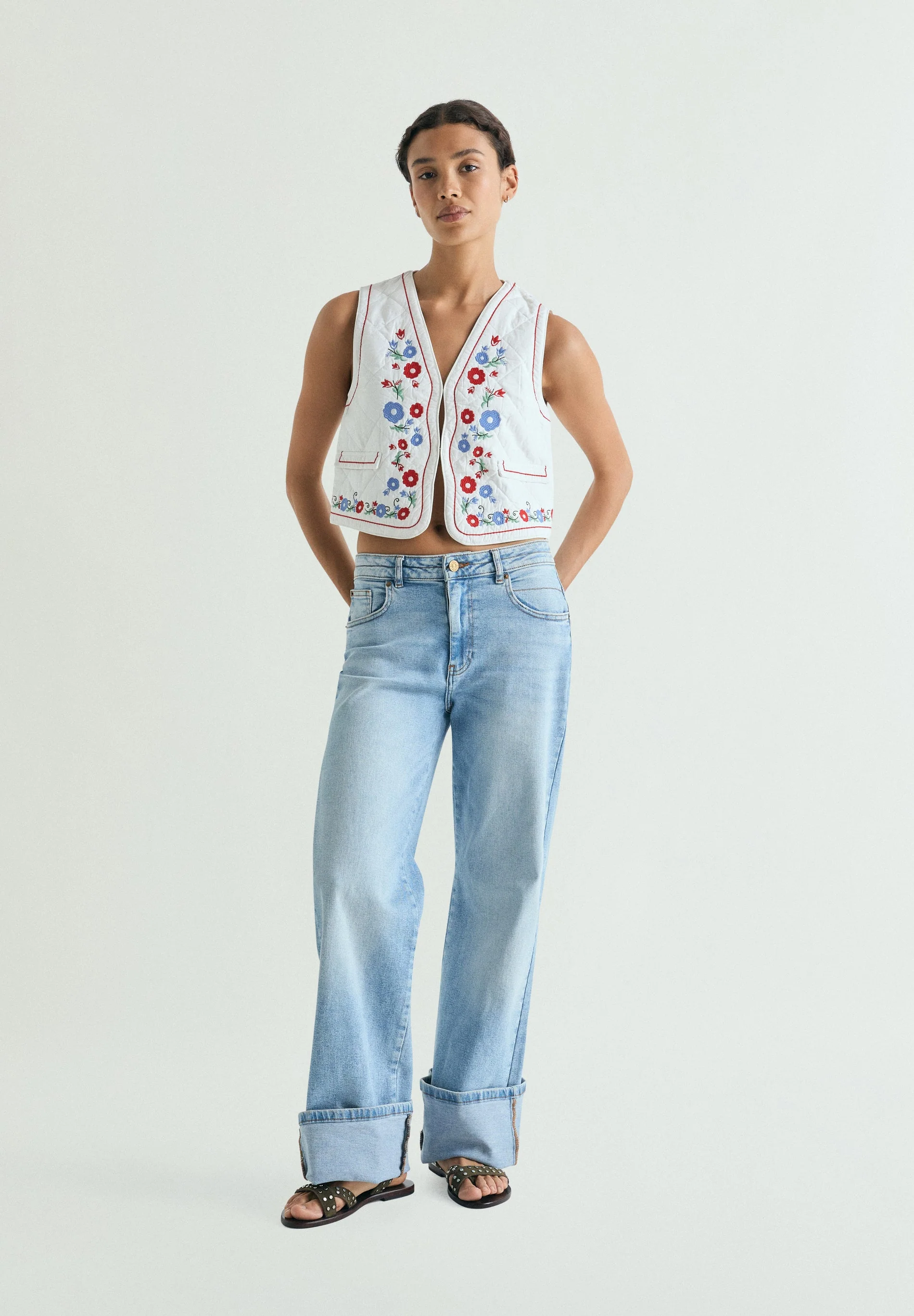 EMBROIDERED QUILTED WAISTCOAT - Image 2
