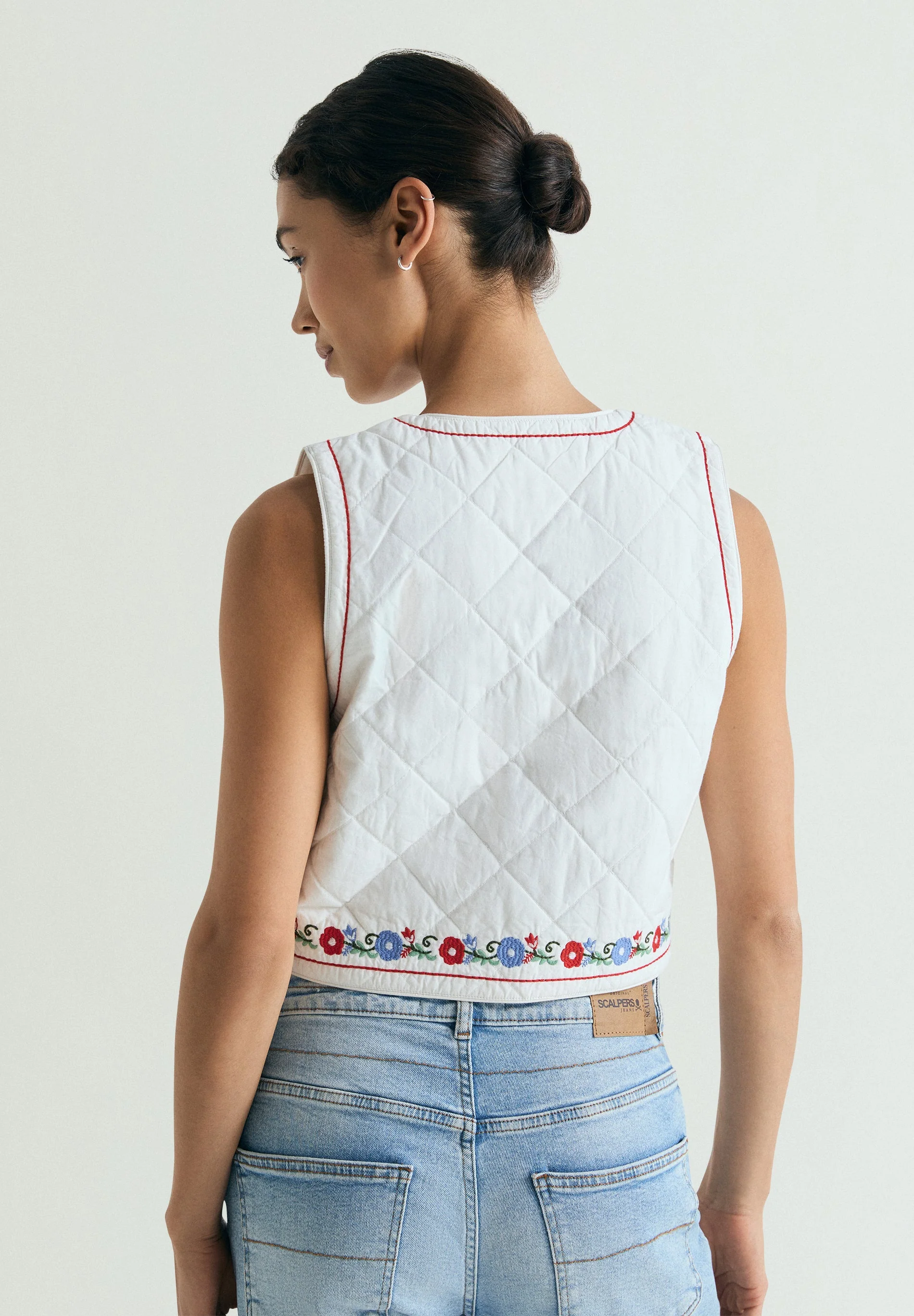 EMBROIDERED QUILTED WAISTCOAT - Image 3