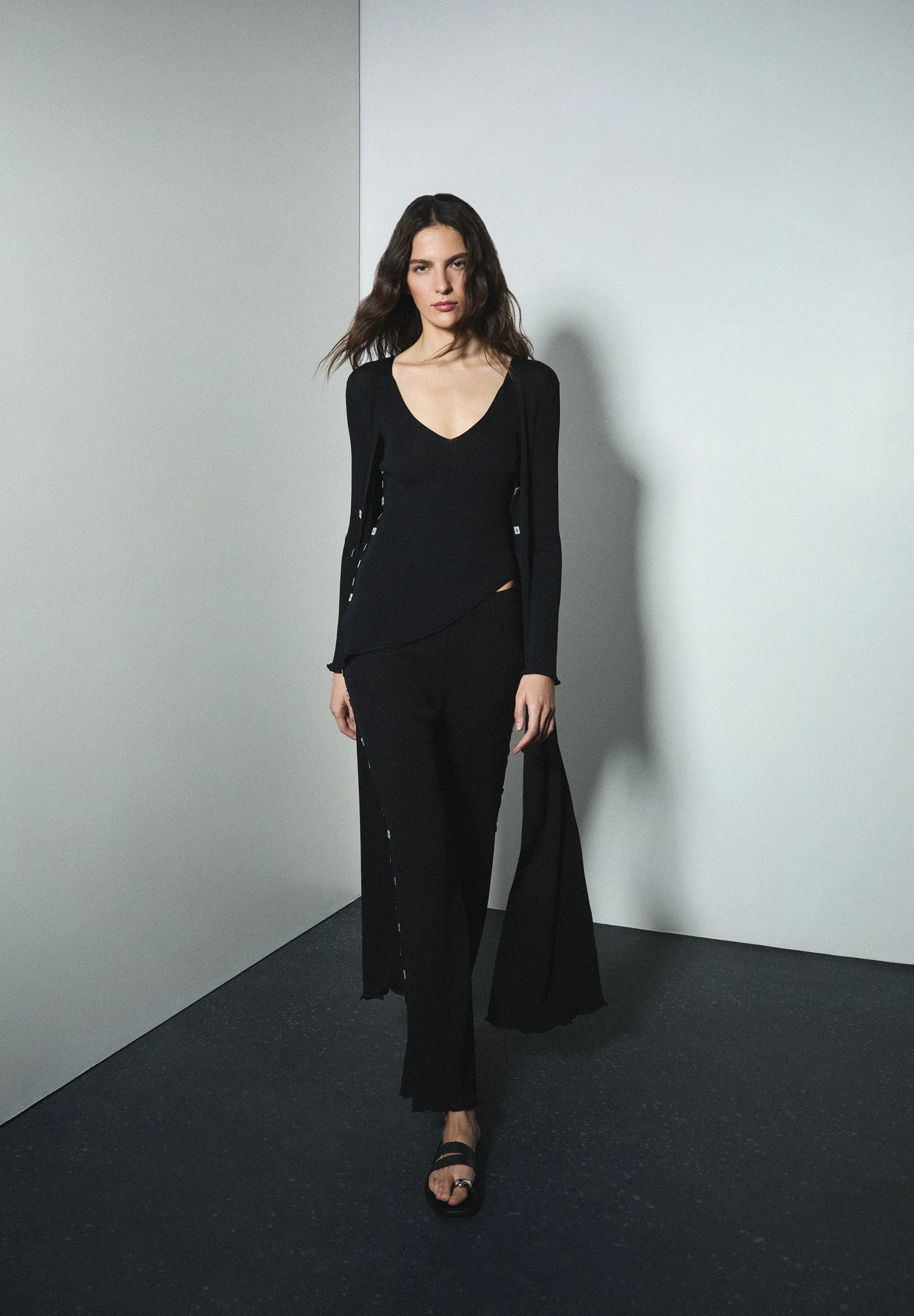 KNIT TROUSERS WITH SIDE APPLIQUÉS