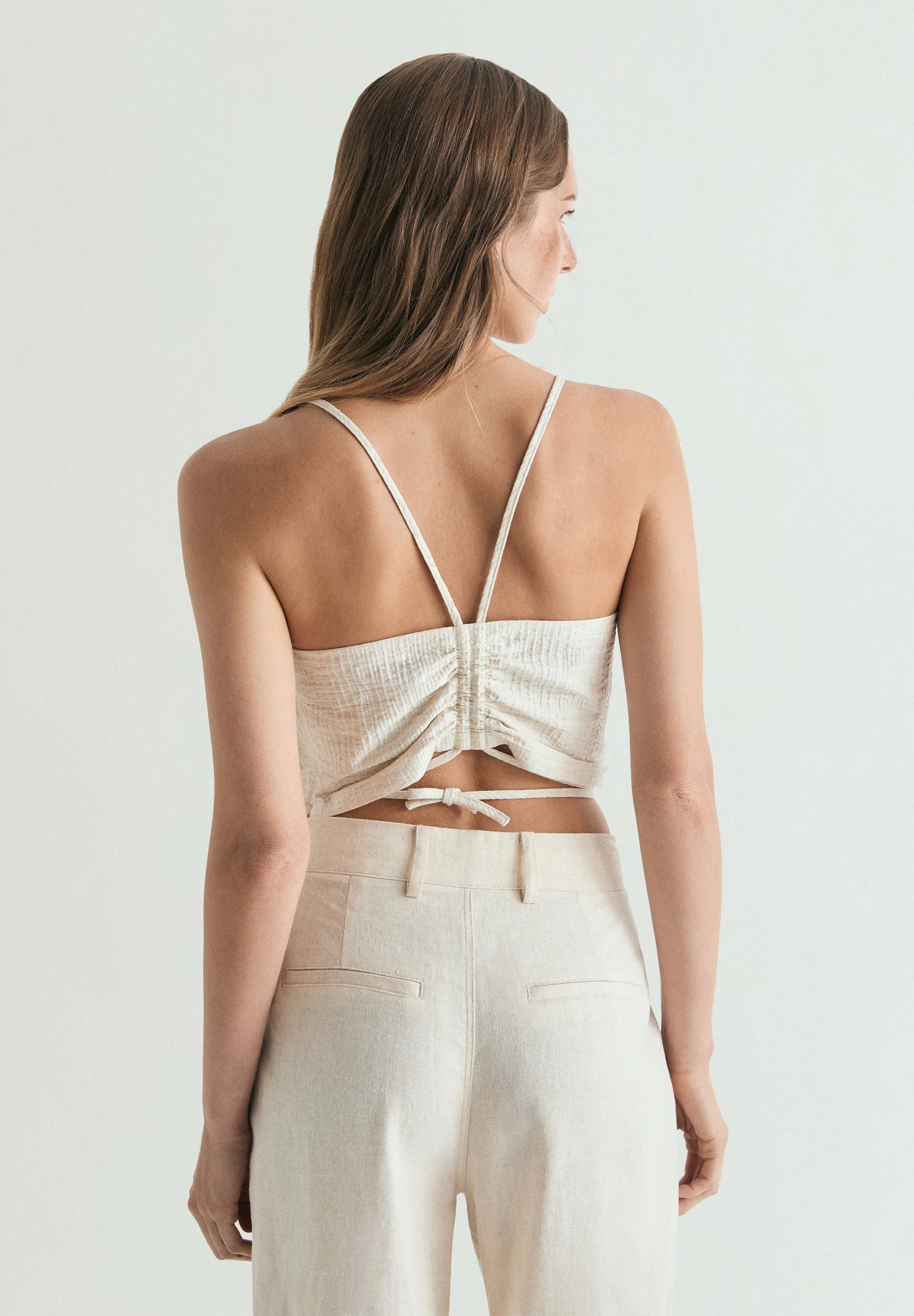 TOP WITH FLORAL DETAIL - Image 3