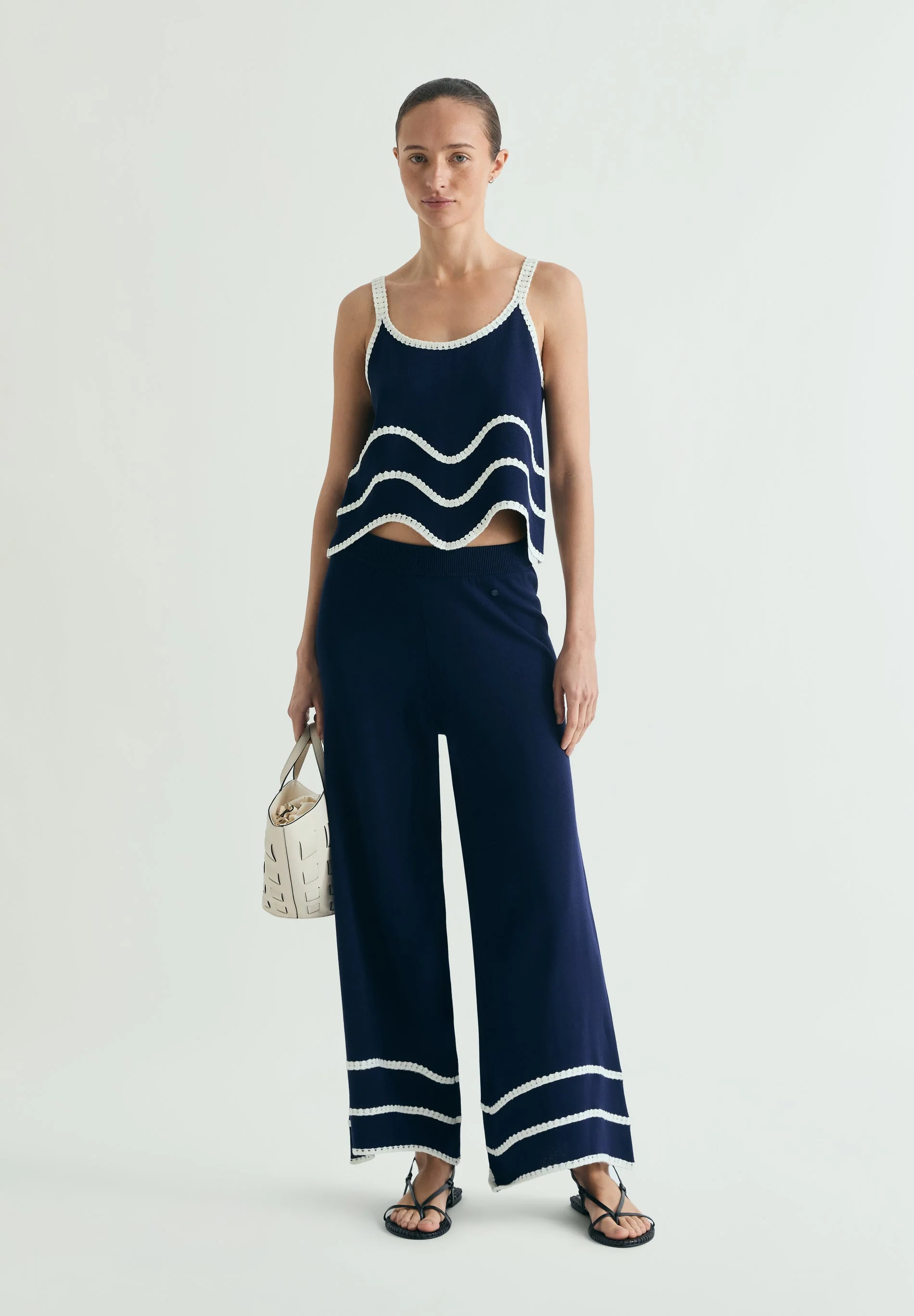 FINE KNIT TANK TOP - Image 2
