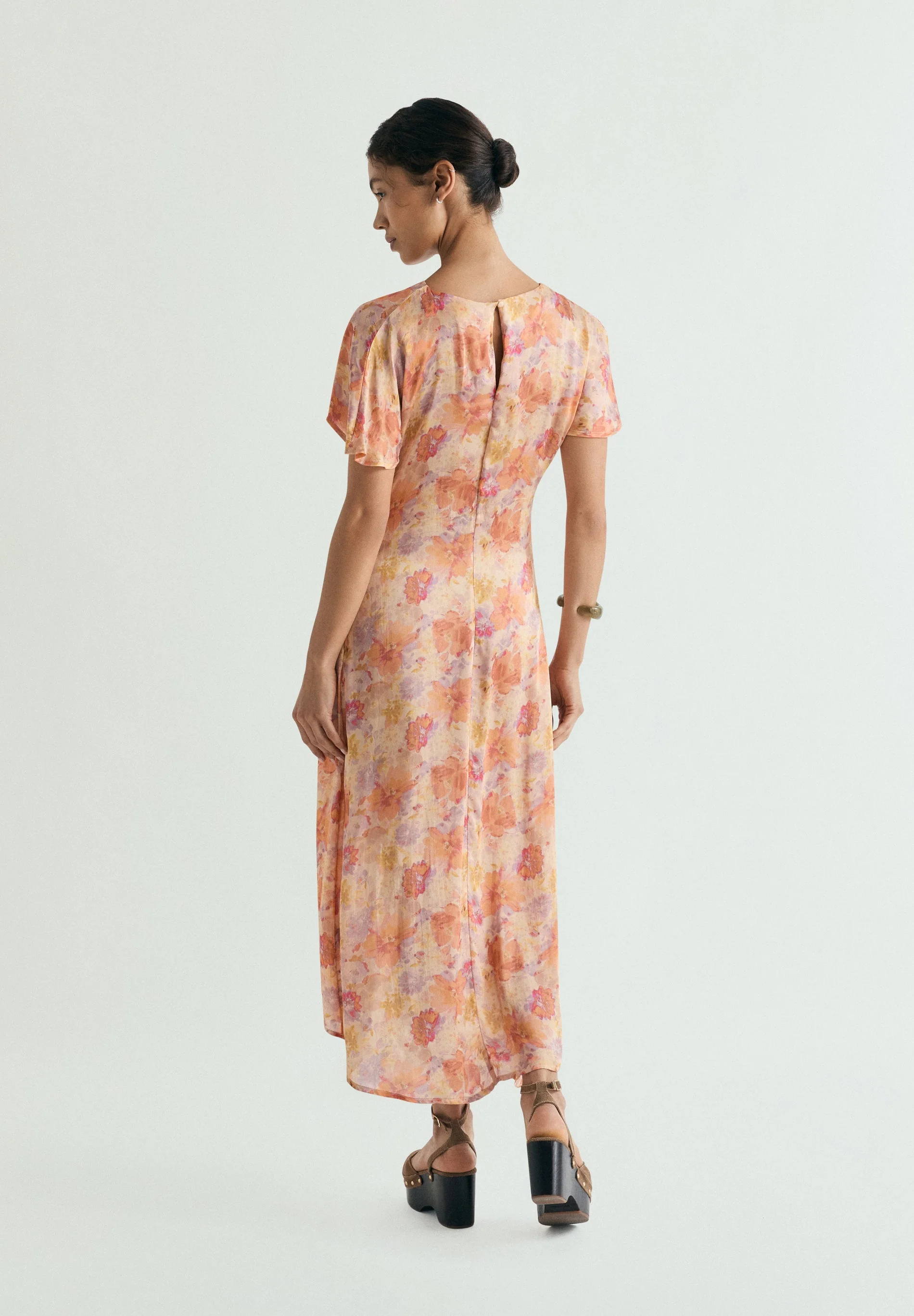 FLOWING FLORAL DRESS - Image 5