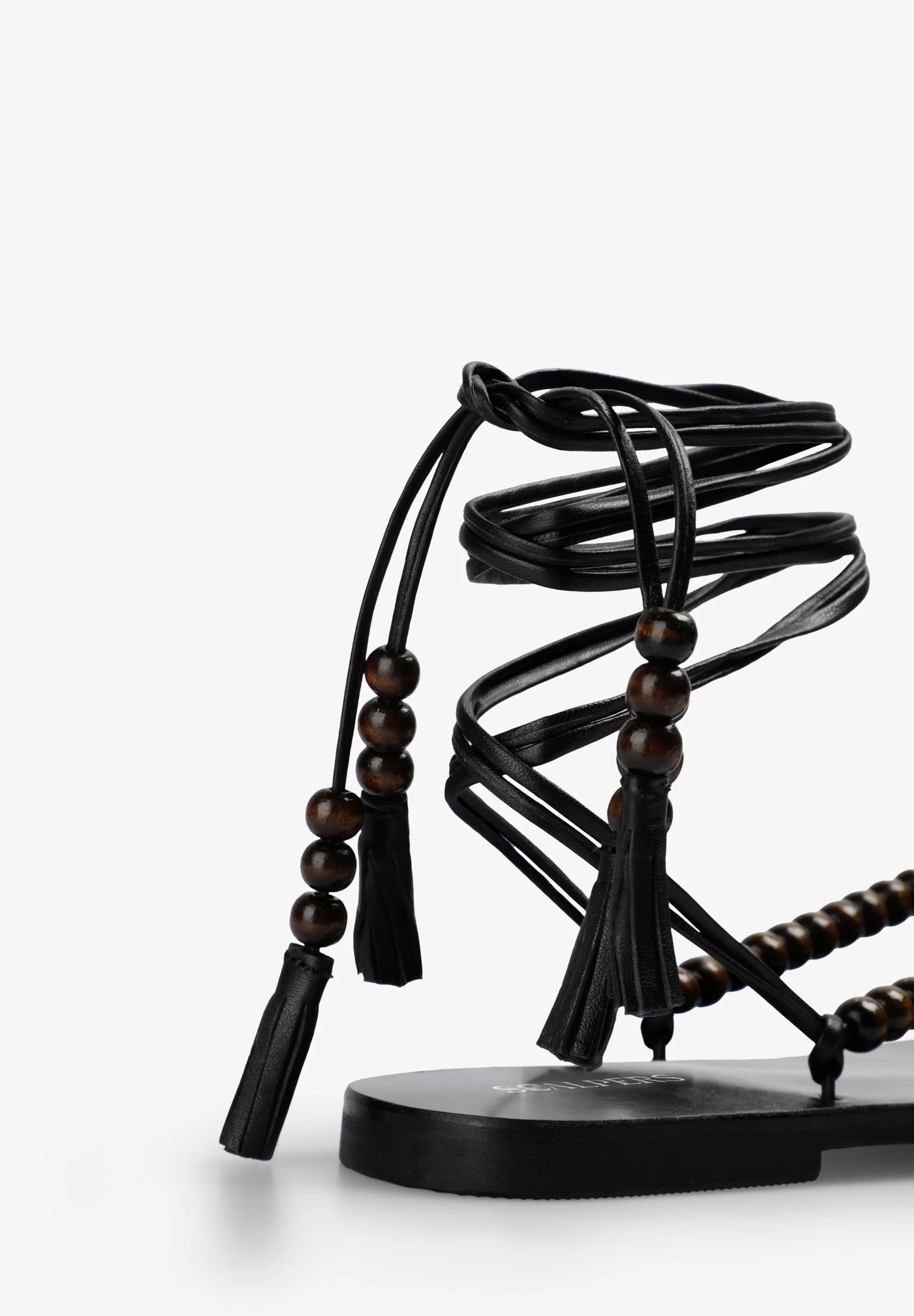 LEATHER SANDALS WITH BEADS - Image 3