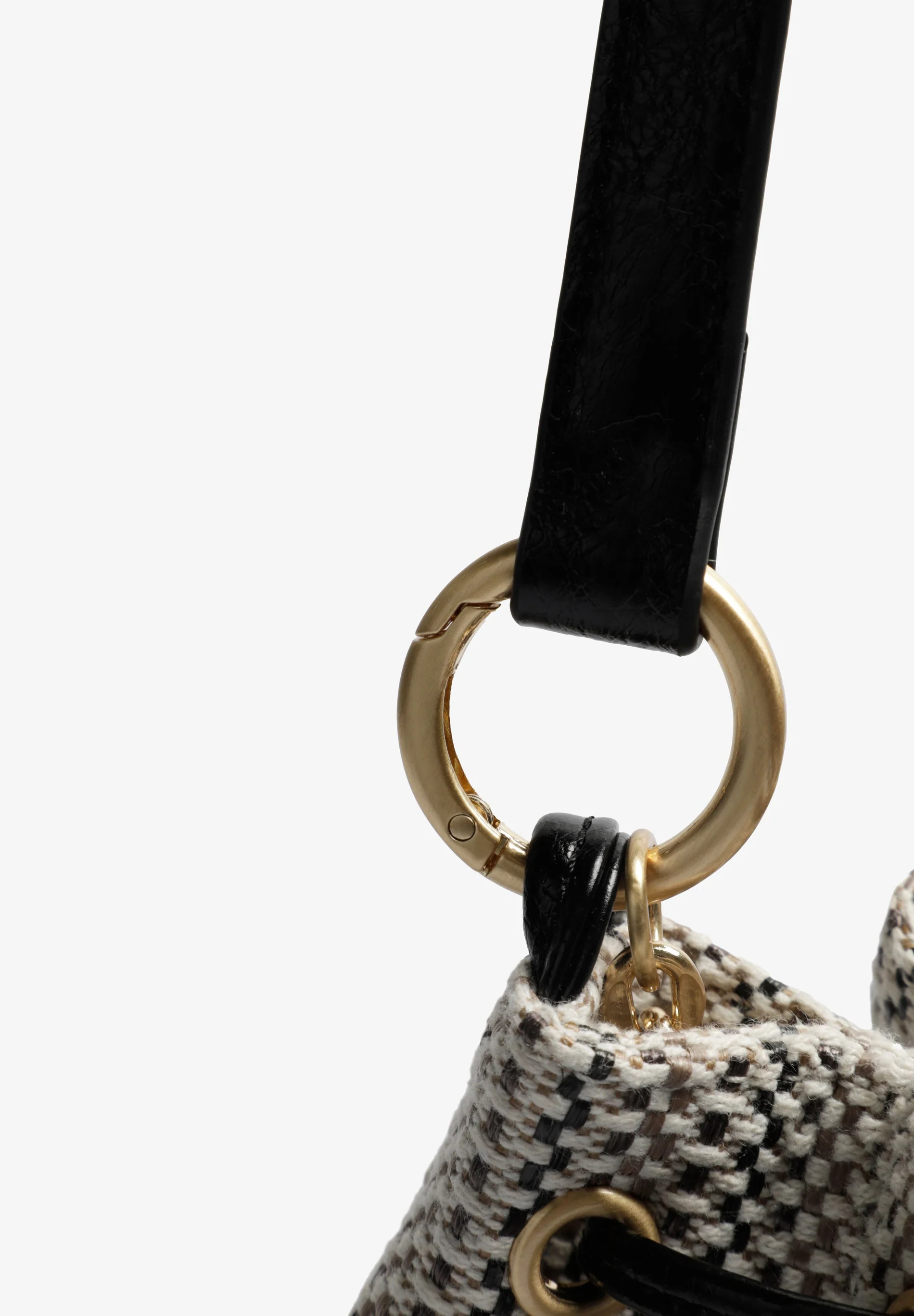 BRAIDED BUCKET BAG - Image 11