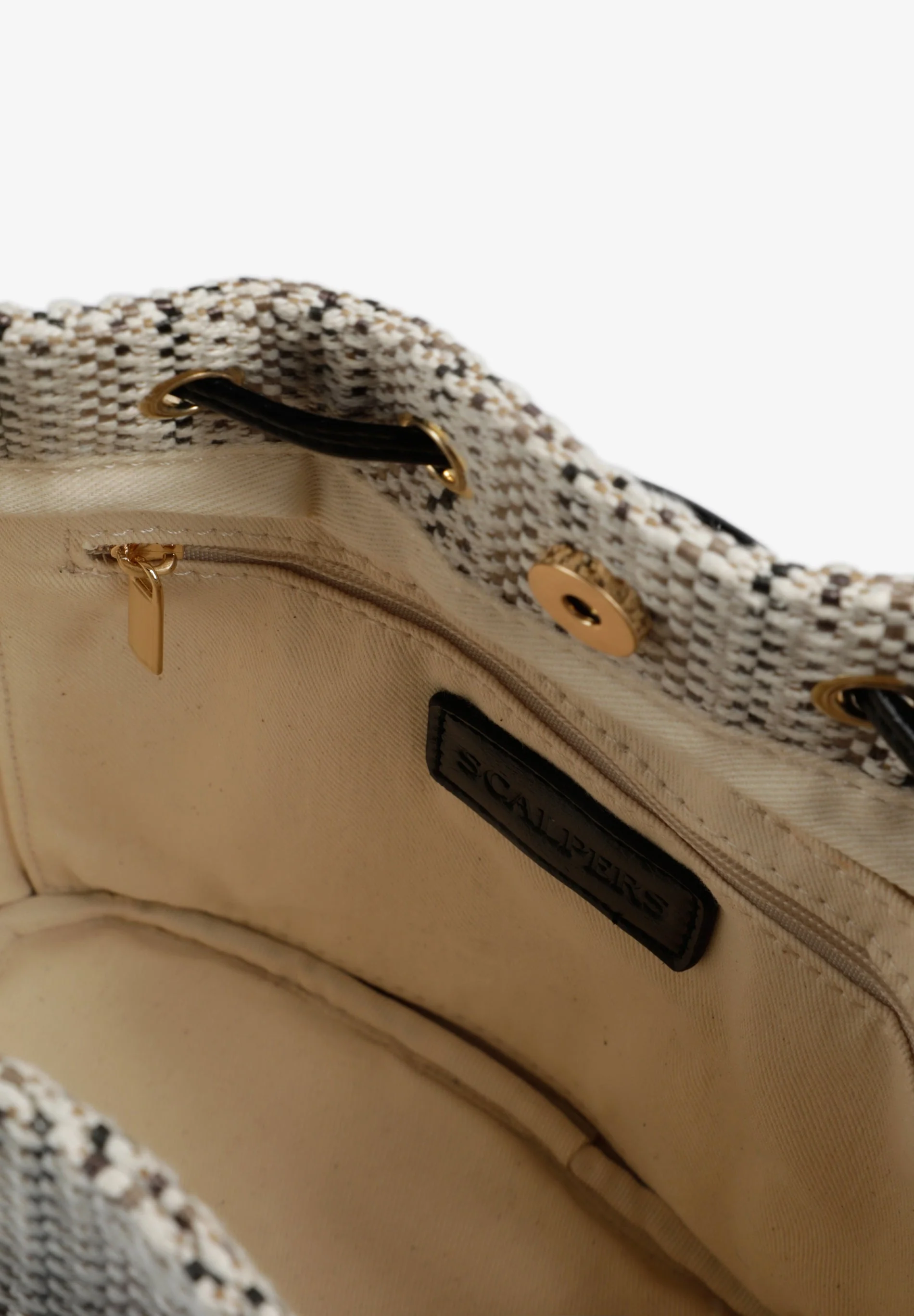 BRAIDED BUCKET BAG - Image 12