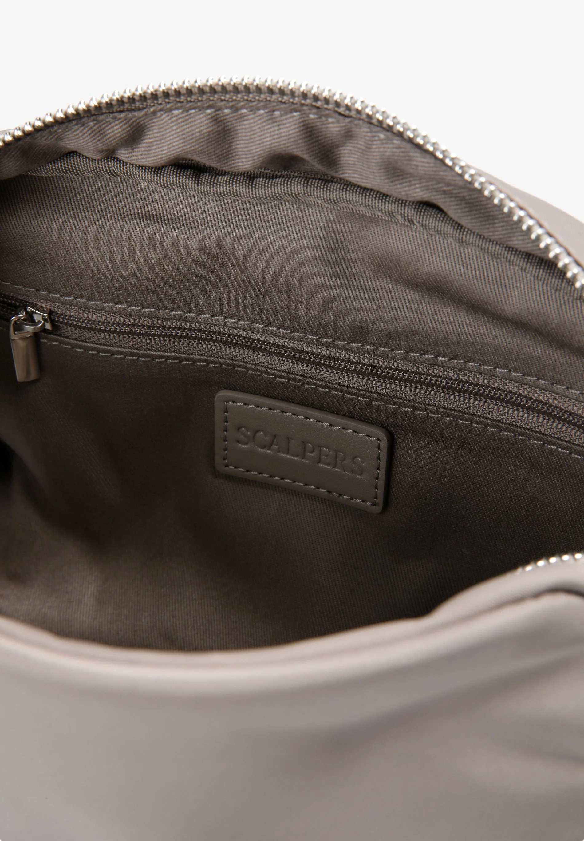 QUILTED CROSSBODY BAG - Image 7