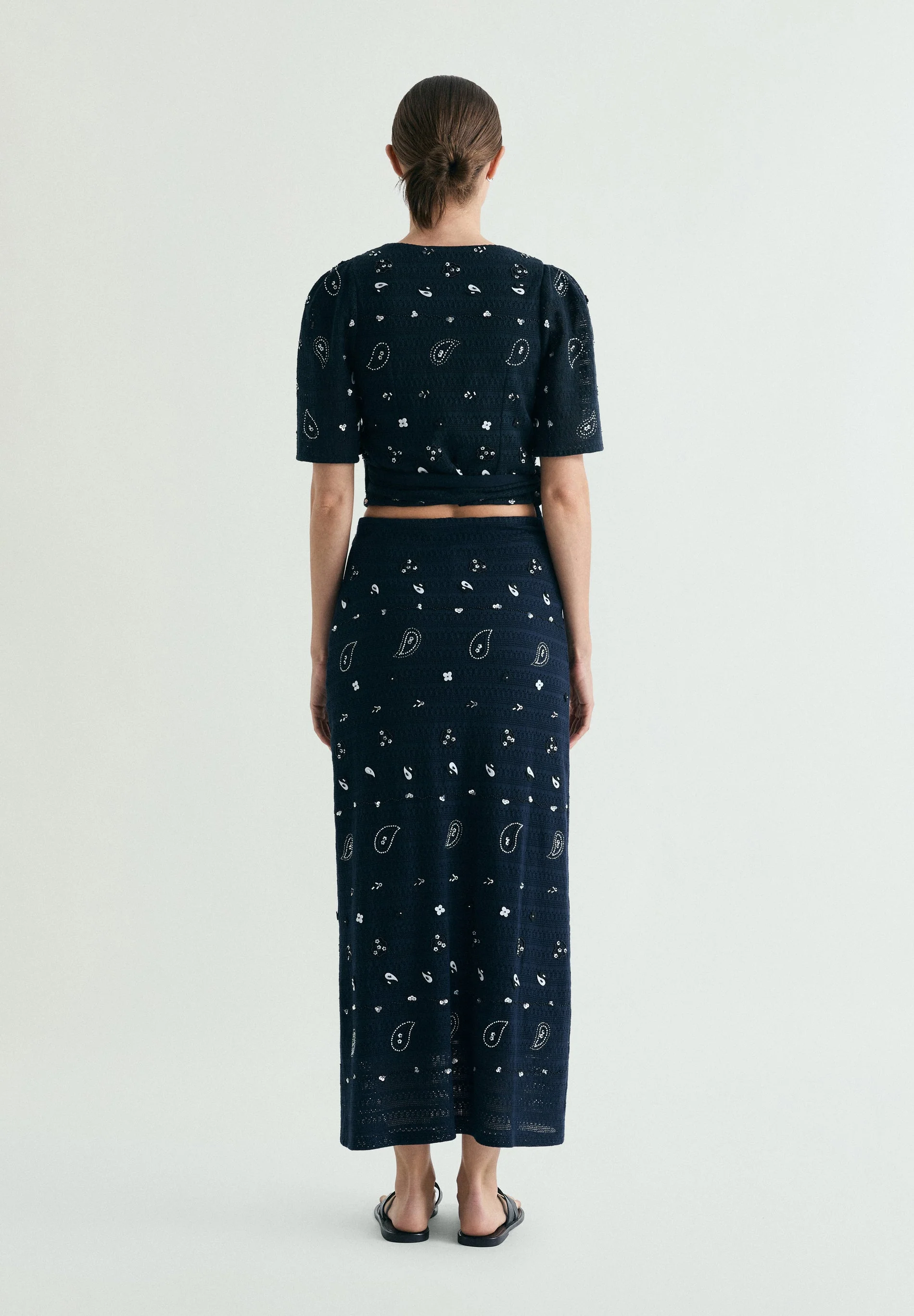 KNIT MIDI SKIRT WITH BEADS - Image 3