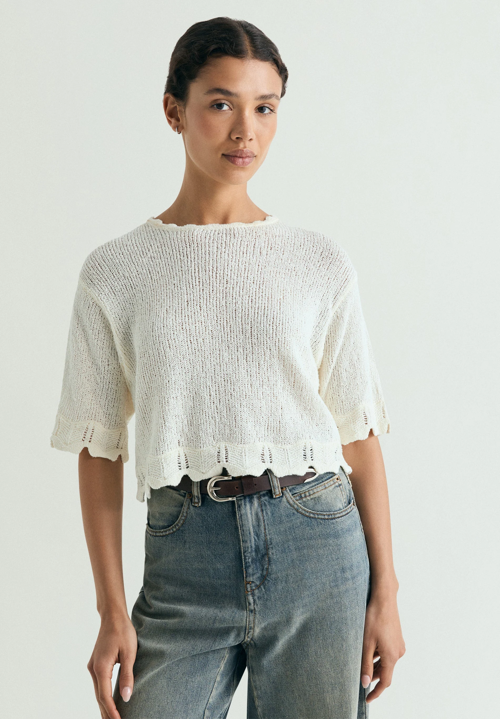 CROPPED SHORT SLEEVE SWEATER - Image 2