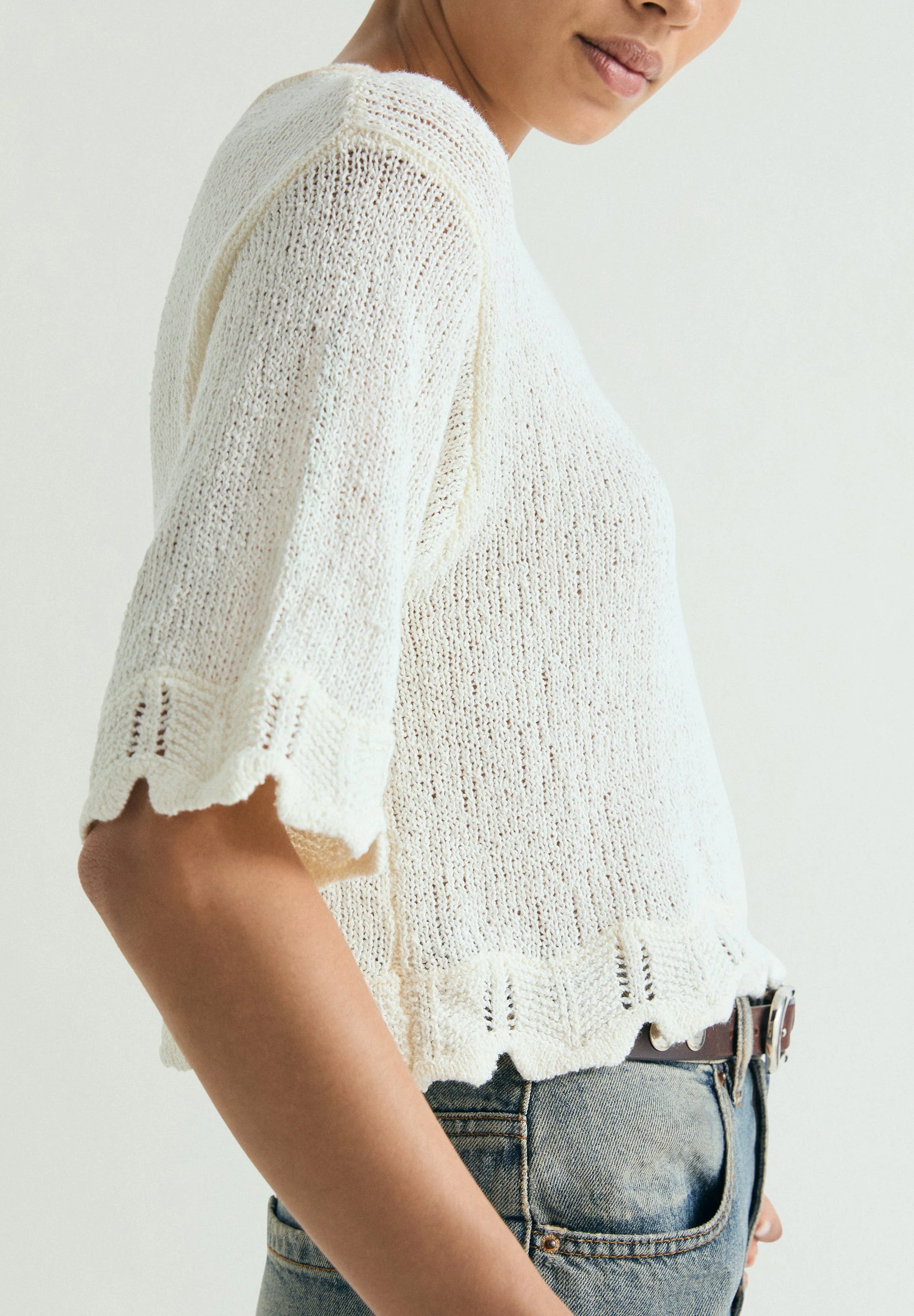 CROPPED SHORT SLEEVE SWEATER - Image 3