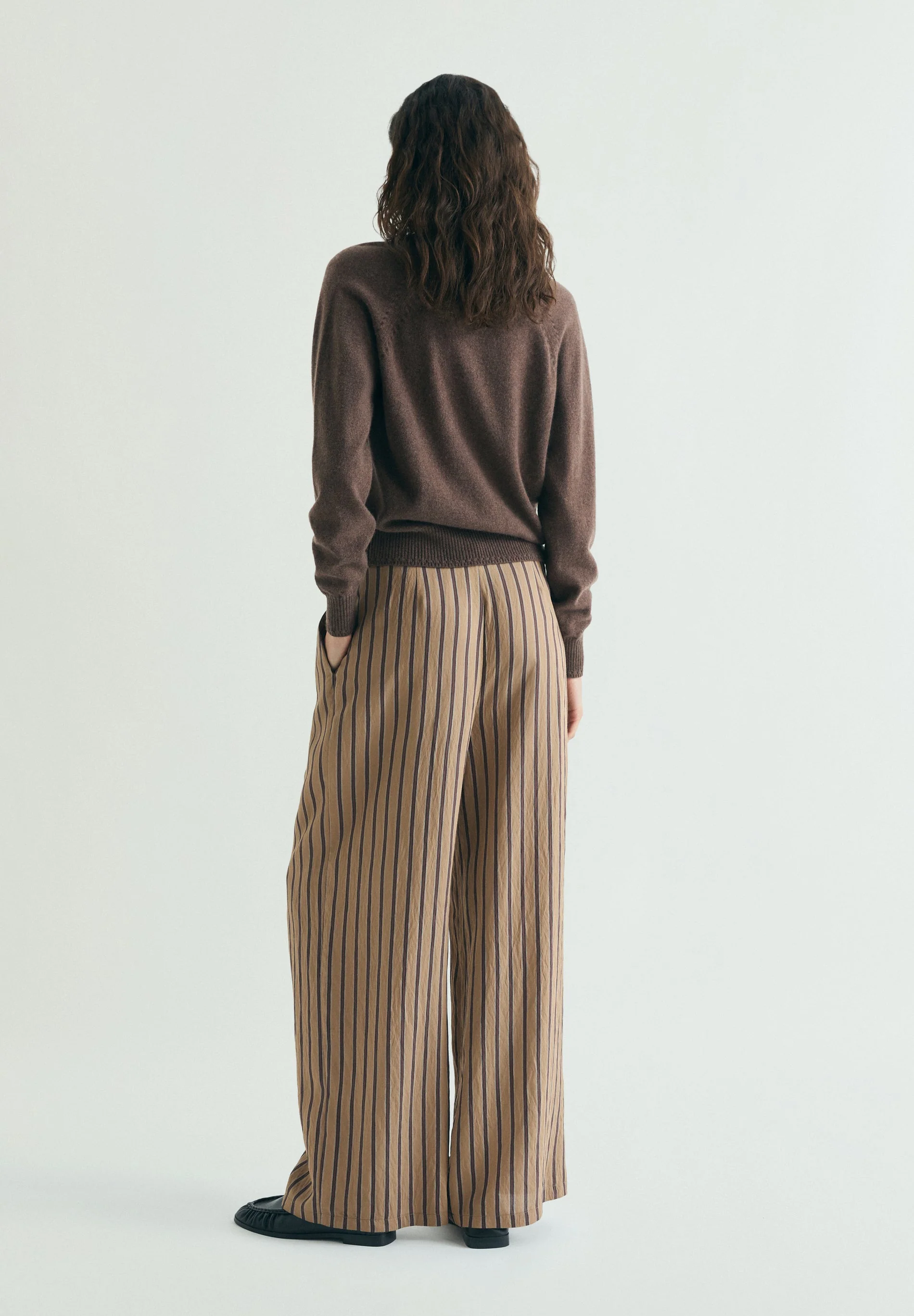 STRIPED TROUSERS WITH DARTS - Image 4