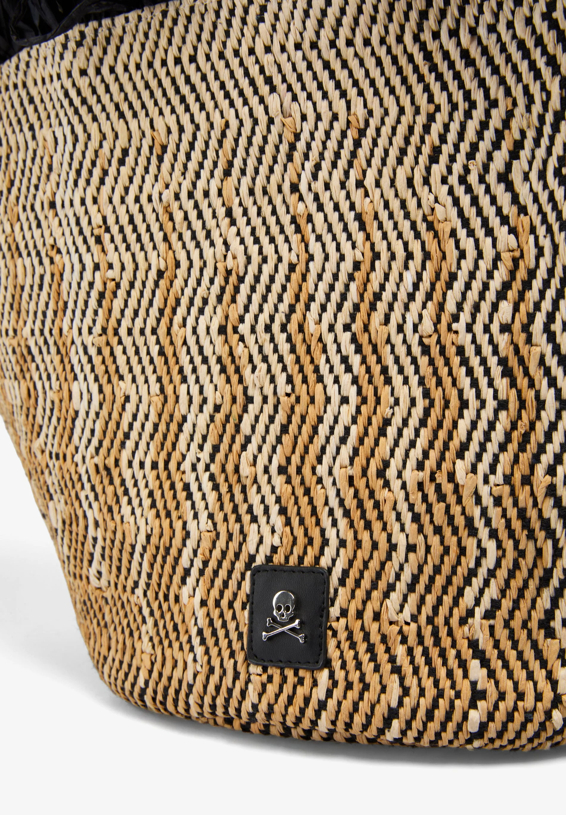 NATURAL FIBRE CARRYCOT WITH FRINGES - Image 4