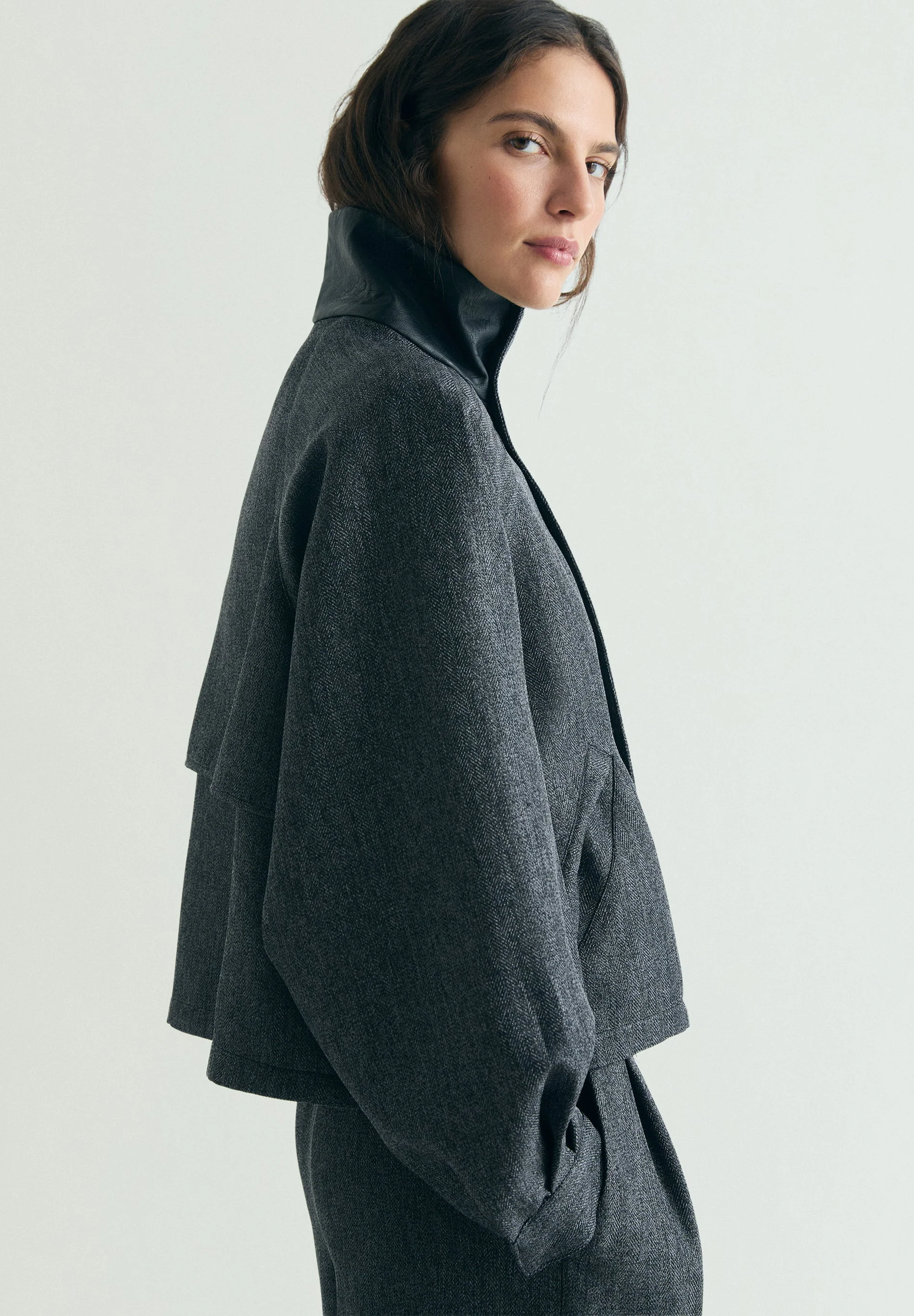 BOMBER JACKET WITH CONTRAST COLLAR - Image 3
