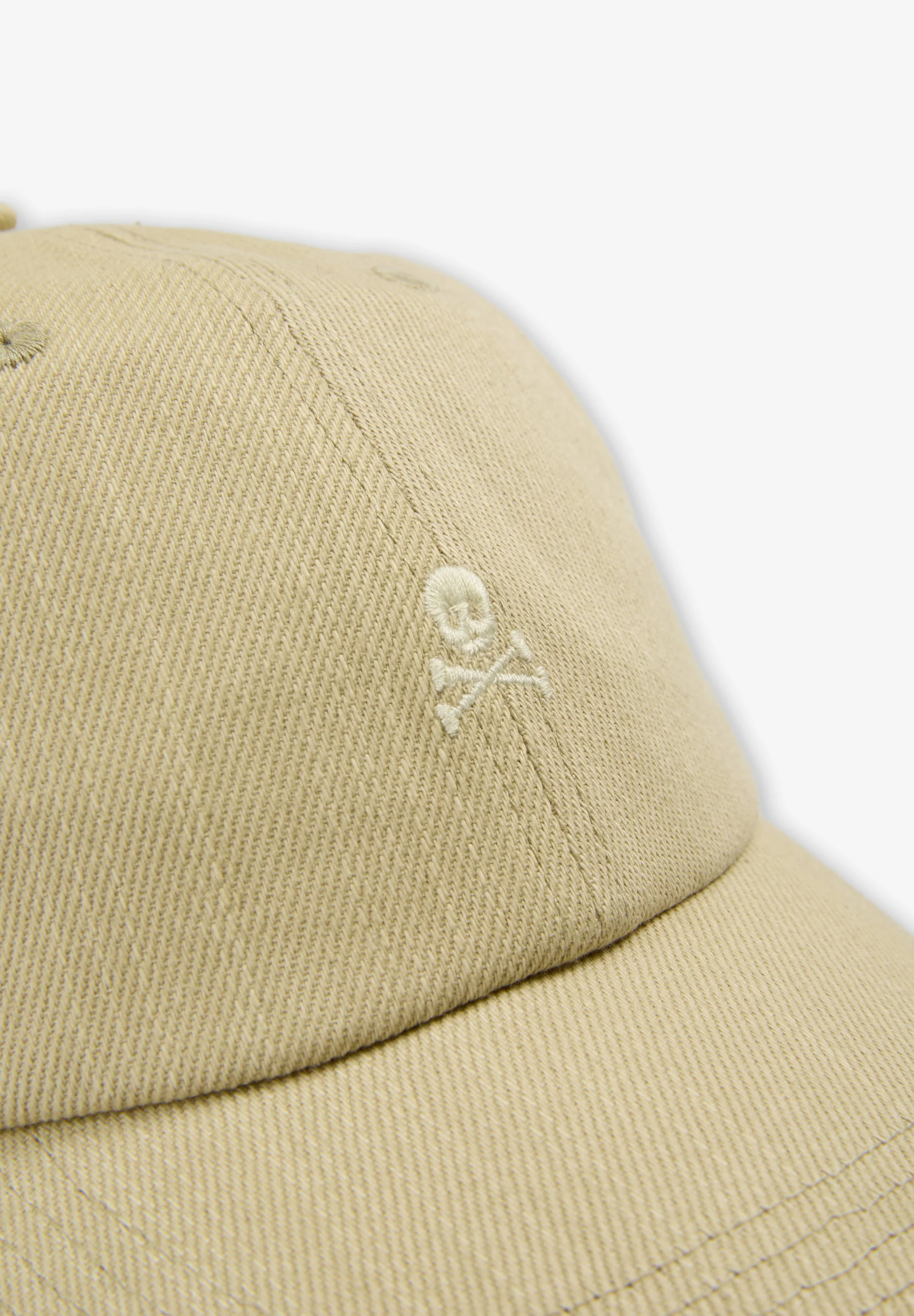 MATCHING CAP WITH SKULL - Image 3