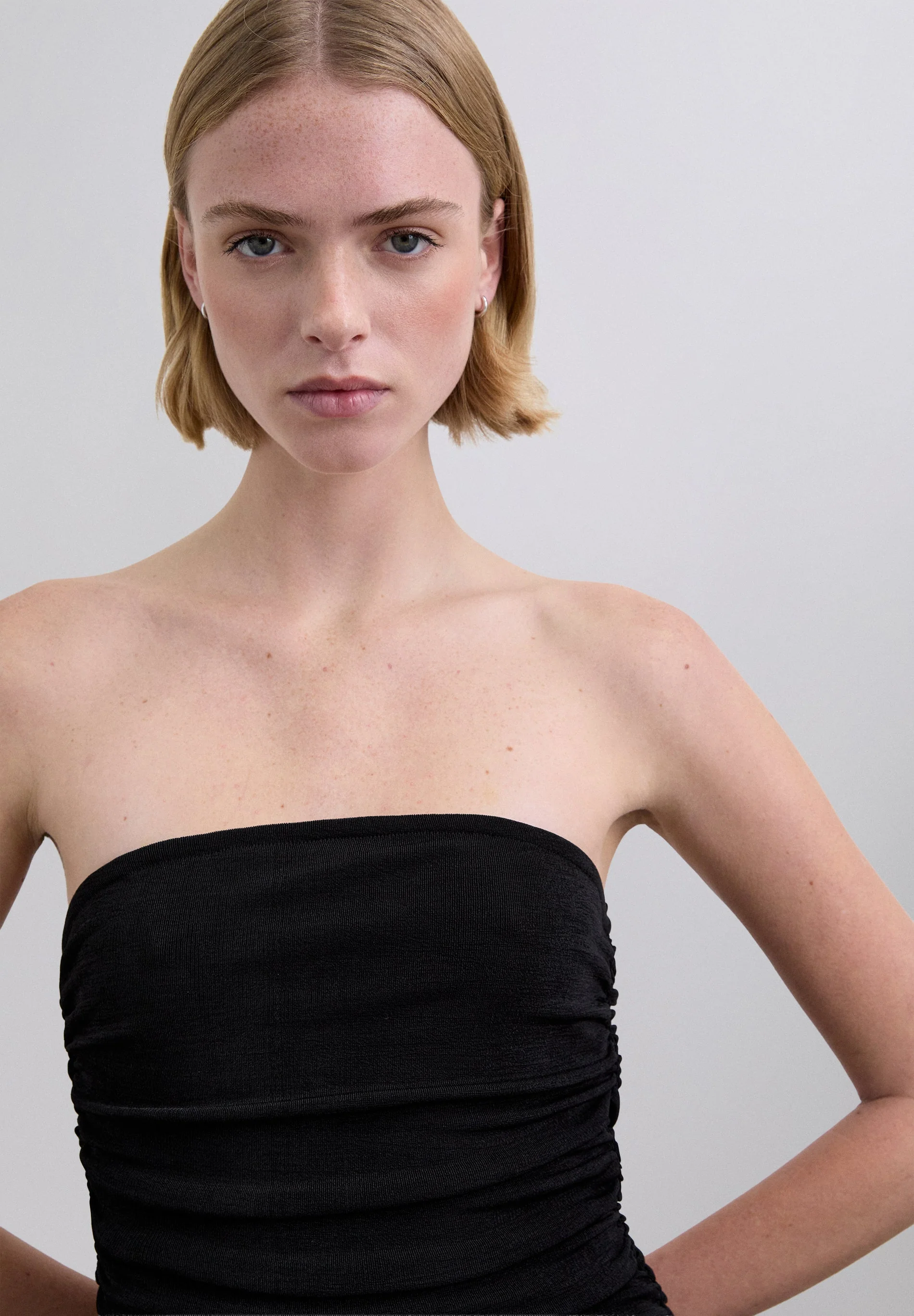 GATHERED KNIT DRESS - Image 4