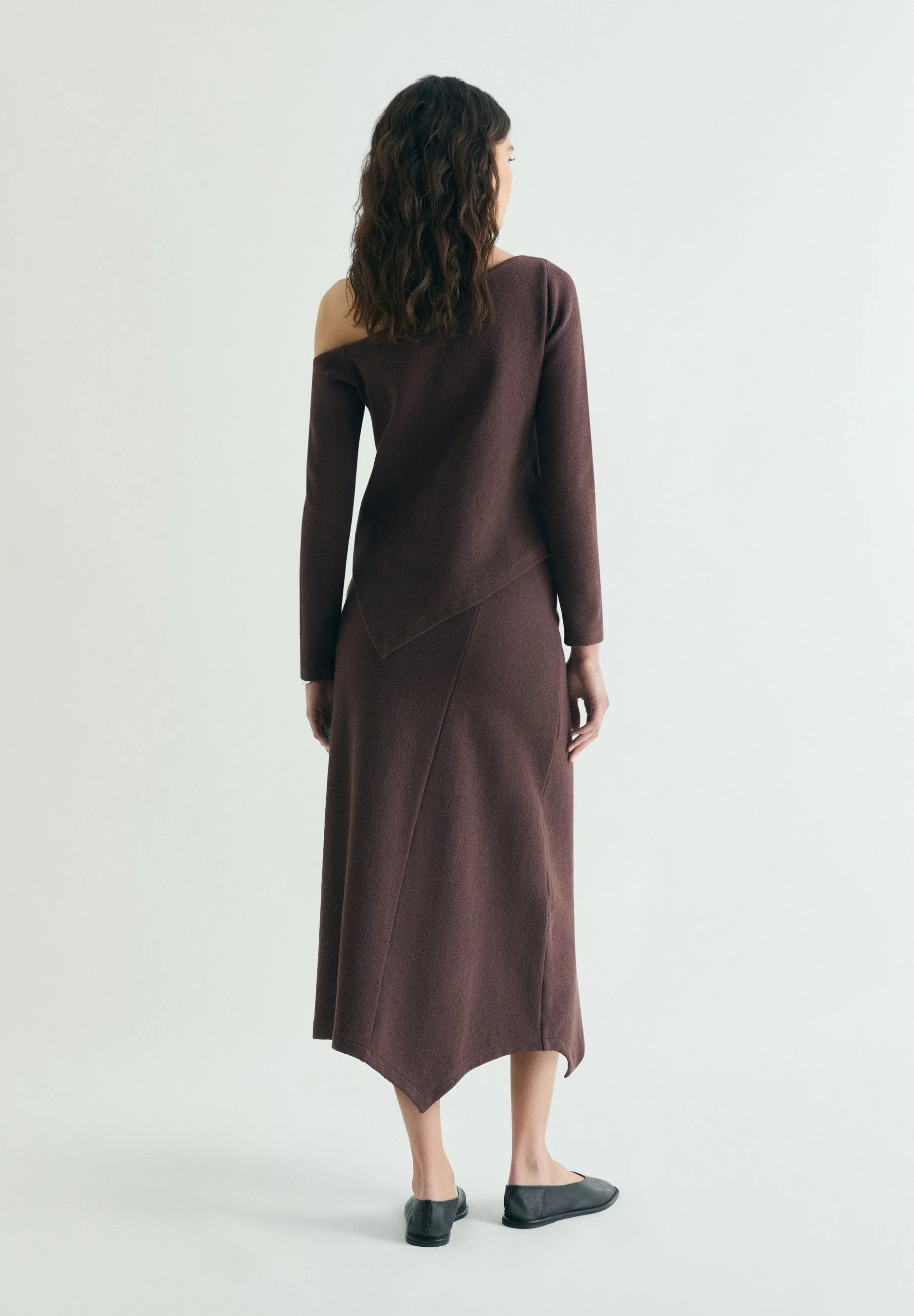 ASYMMETRIC KNIT MIDI SKIRT - Image 3