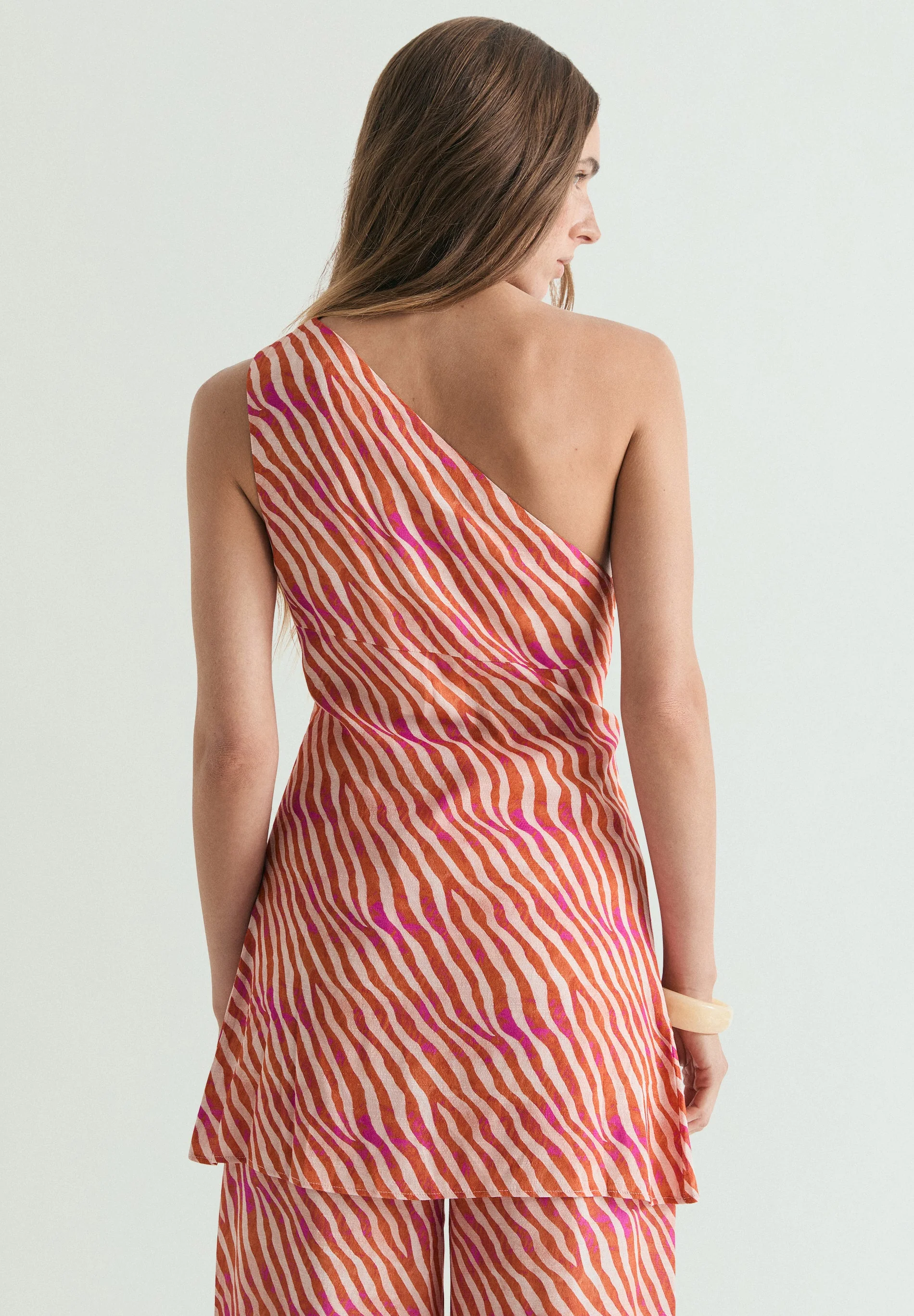 ANIMAL PRINT ASYMMETRIC TOP - Image 3