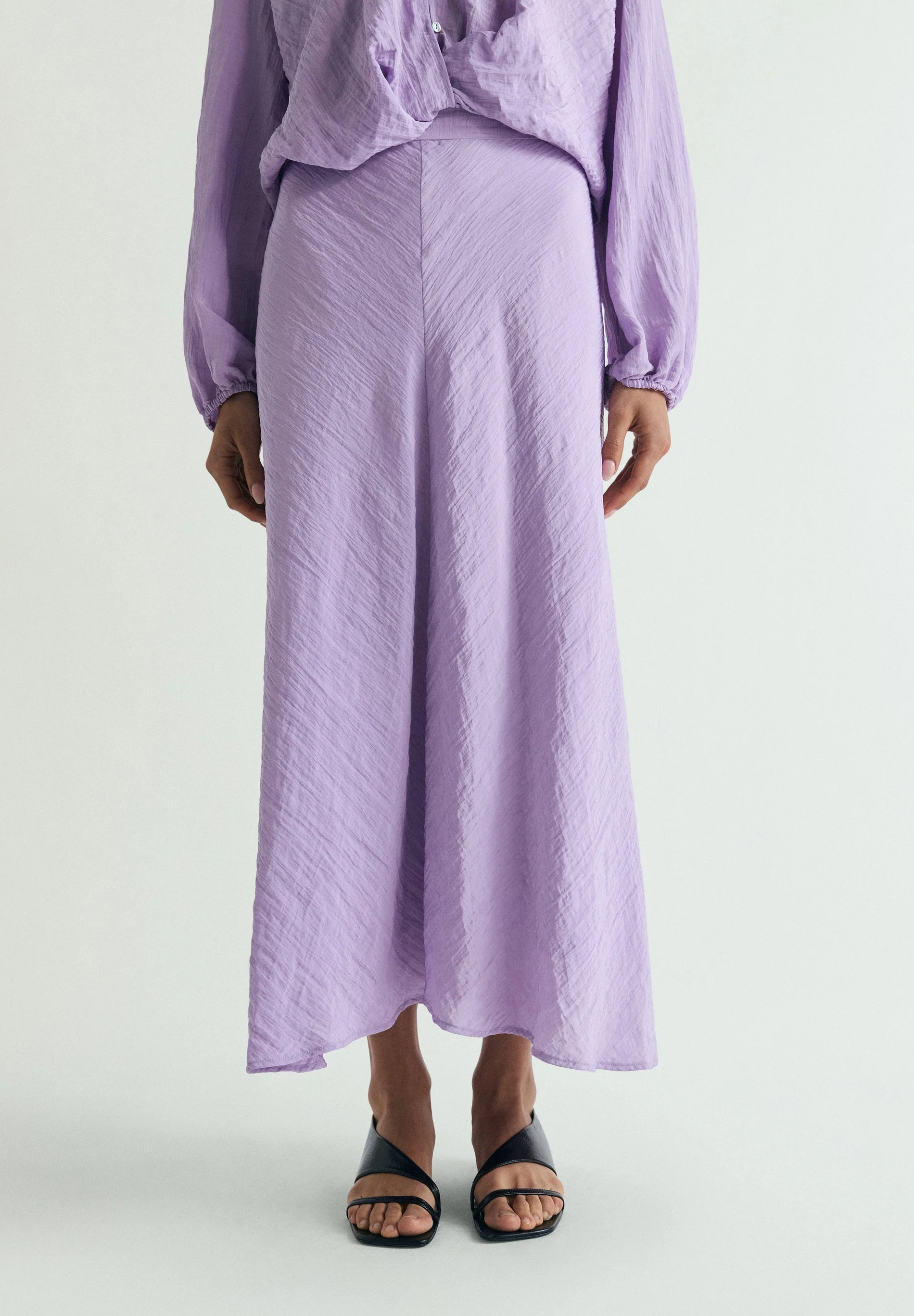 FLOWING MIDI SKIRT - Image 2