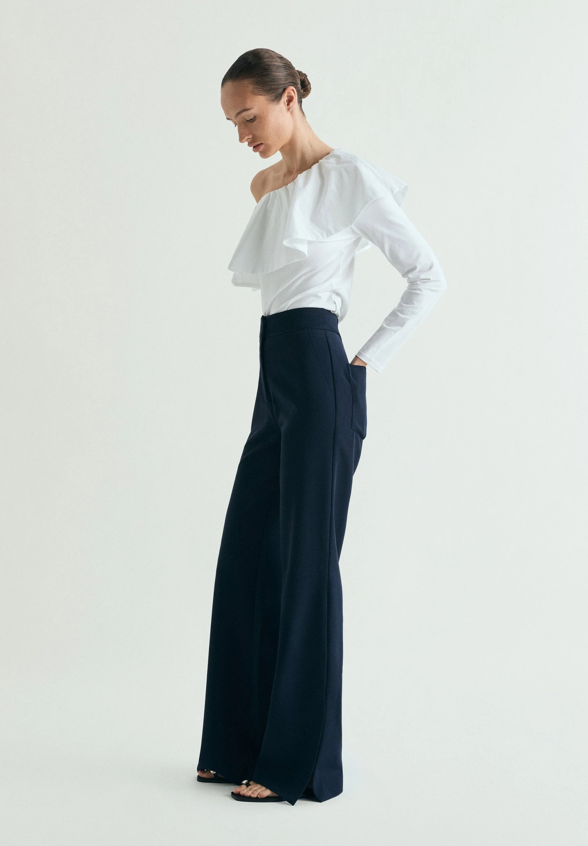 RUFFLED ASYMMETRIC TOP - Image 3