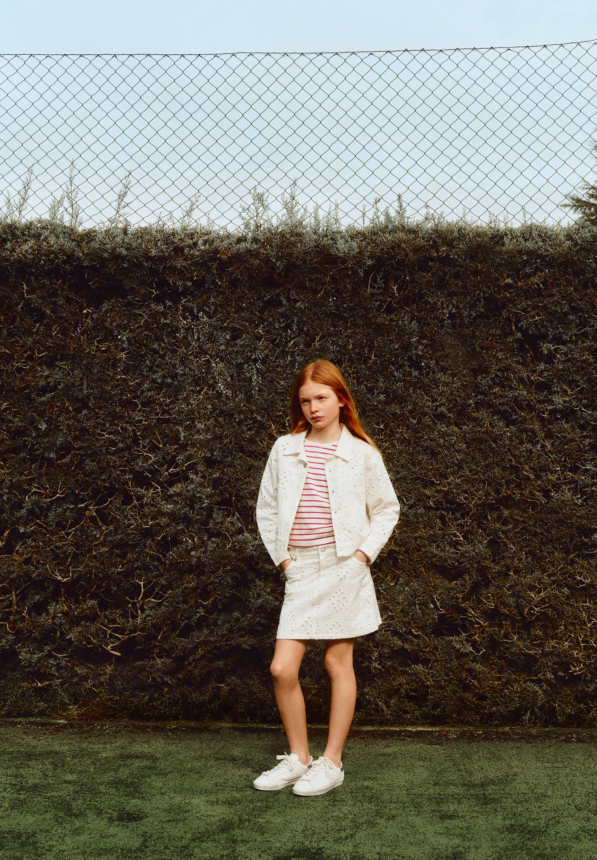 PERFORATED JACKET