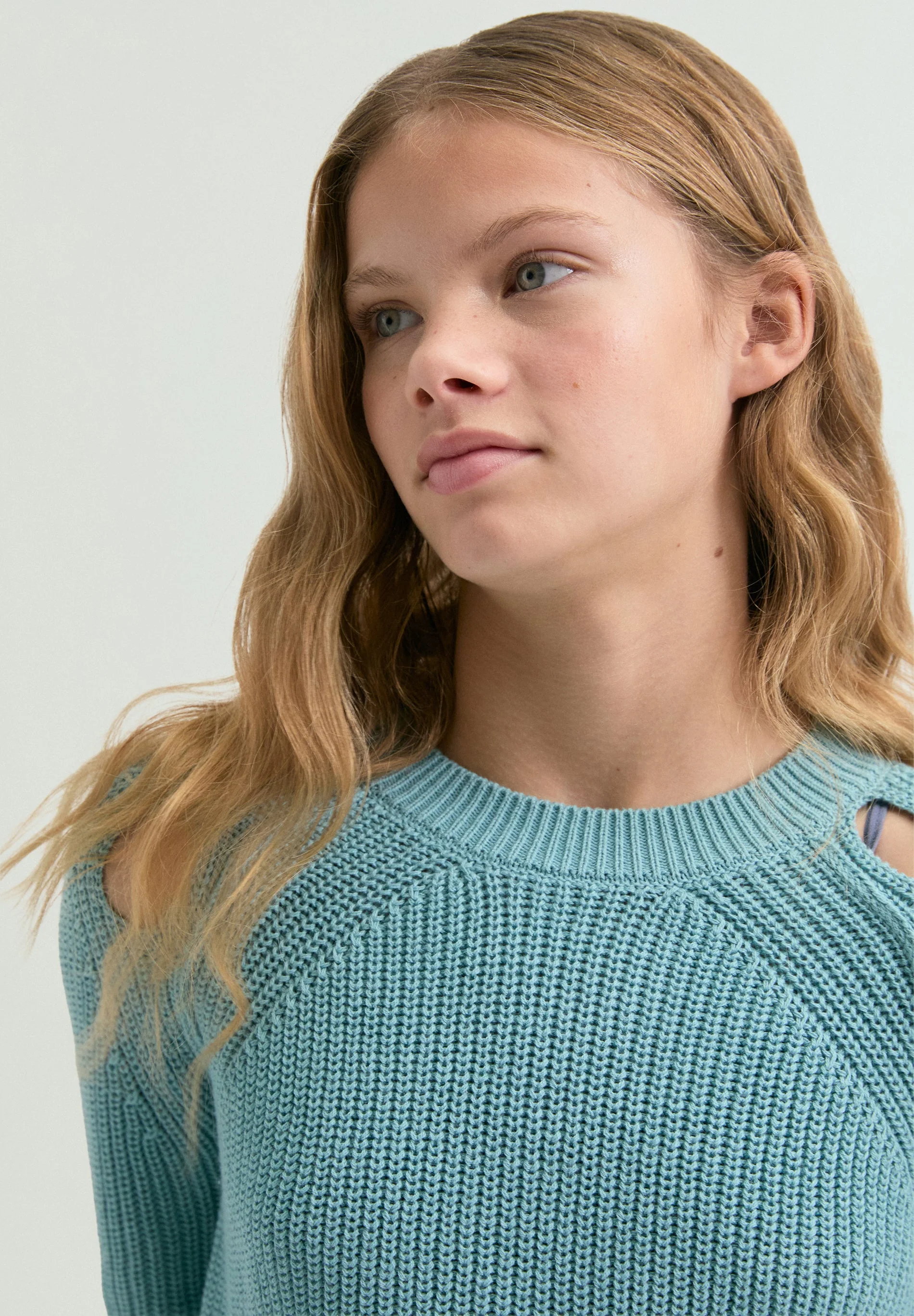 KNIT SWEATER WITH CUT-OUTS - Image 4