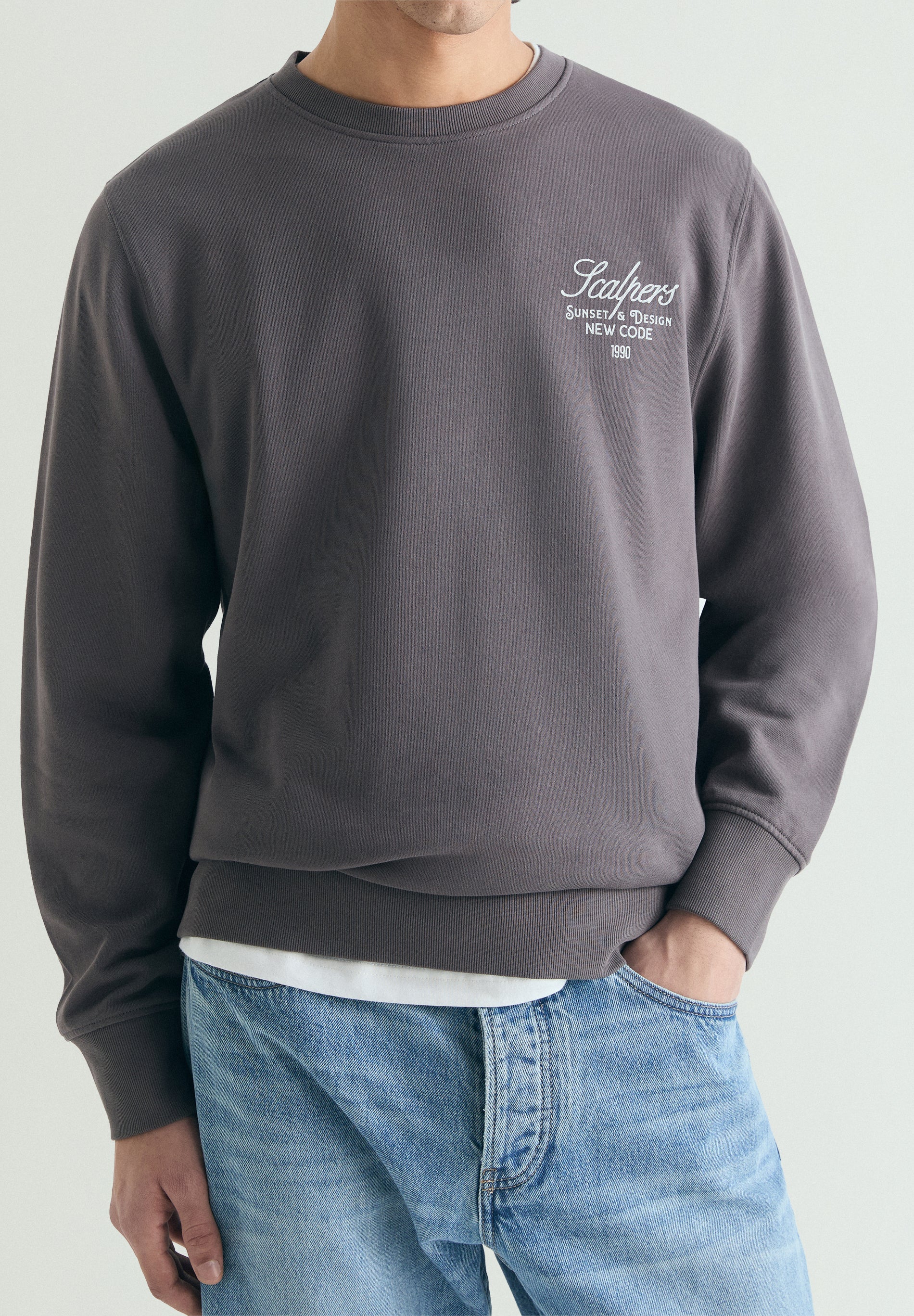 FADED PRINT SWEATSHIRT - Image 5