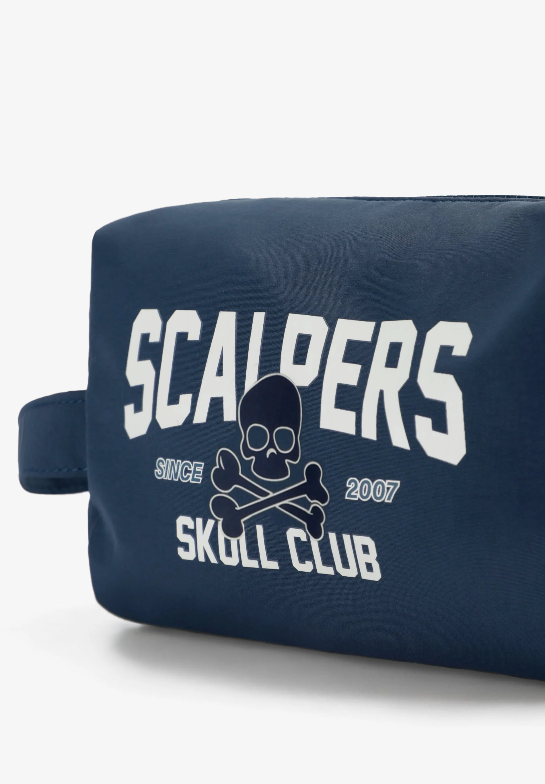 SKULL CLUB TOILETRY BAG - Image 4