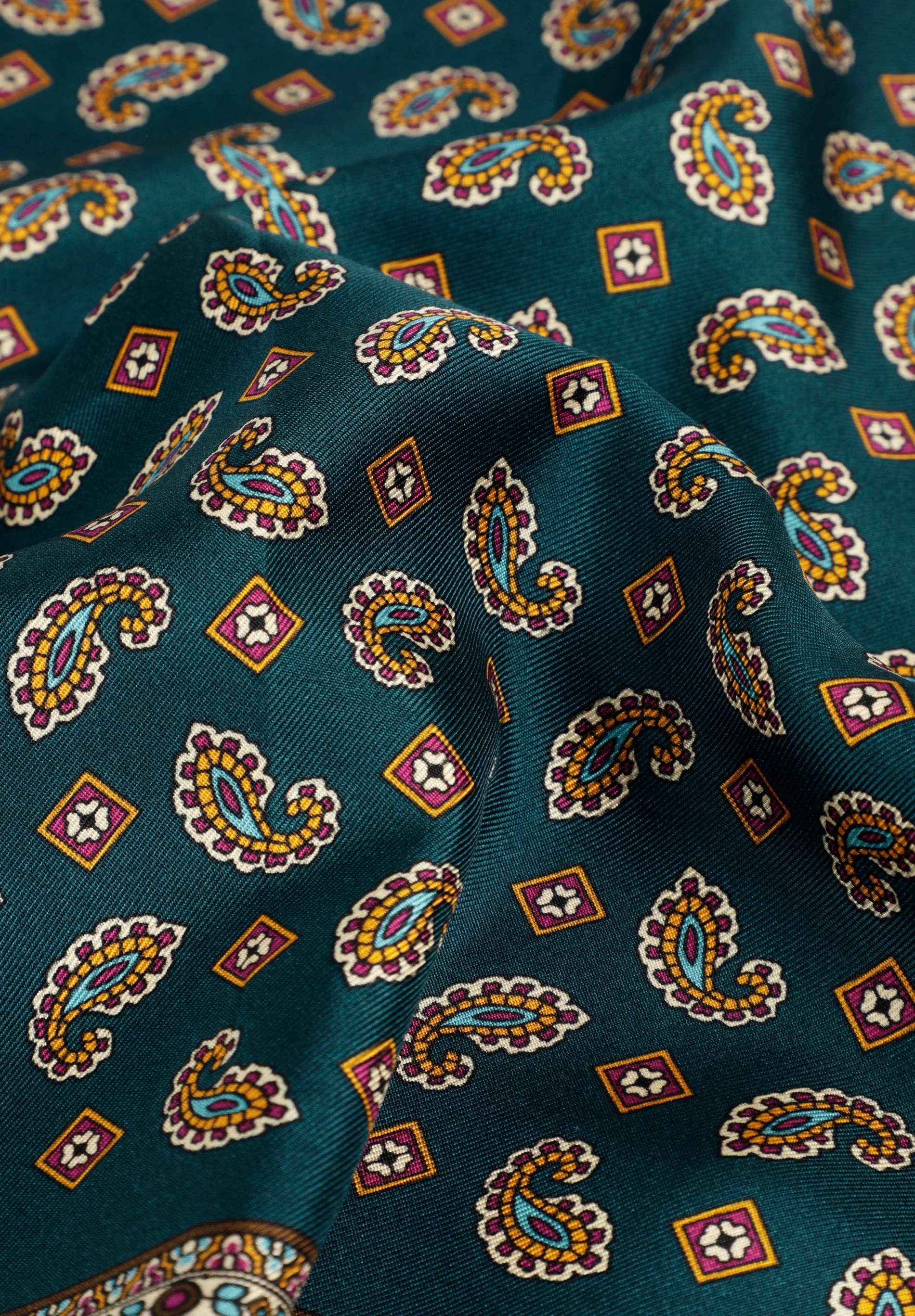 100% SILK HANDKERCHIEF - Image 2