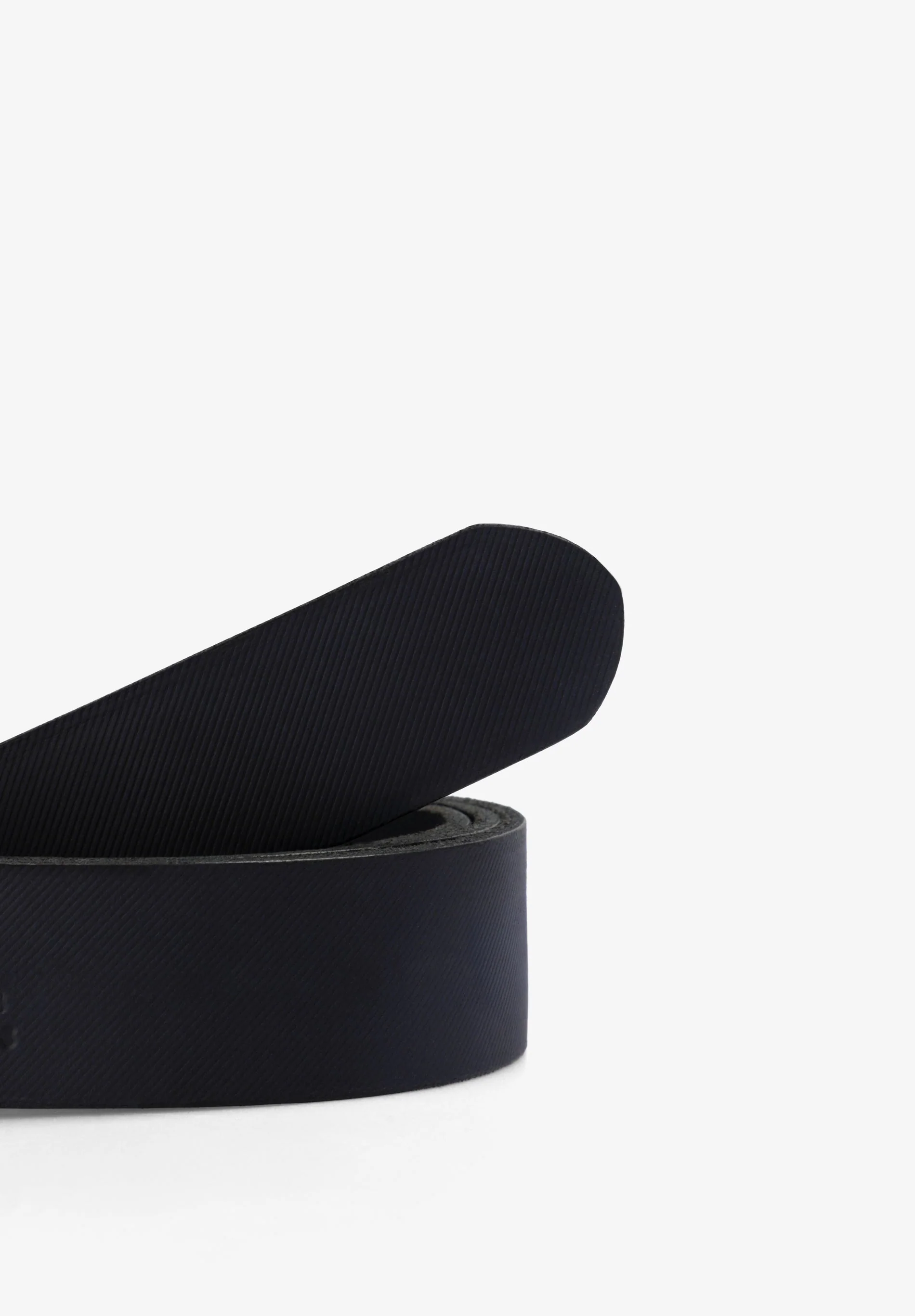TEXTURE LEATHER BELT - Image 3