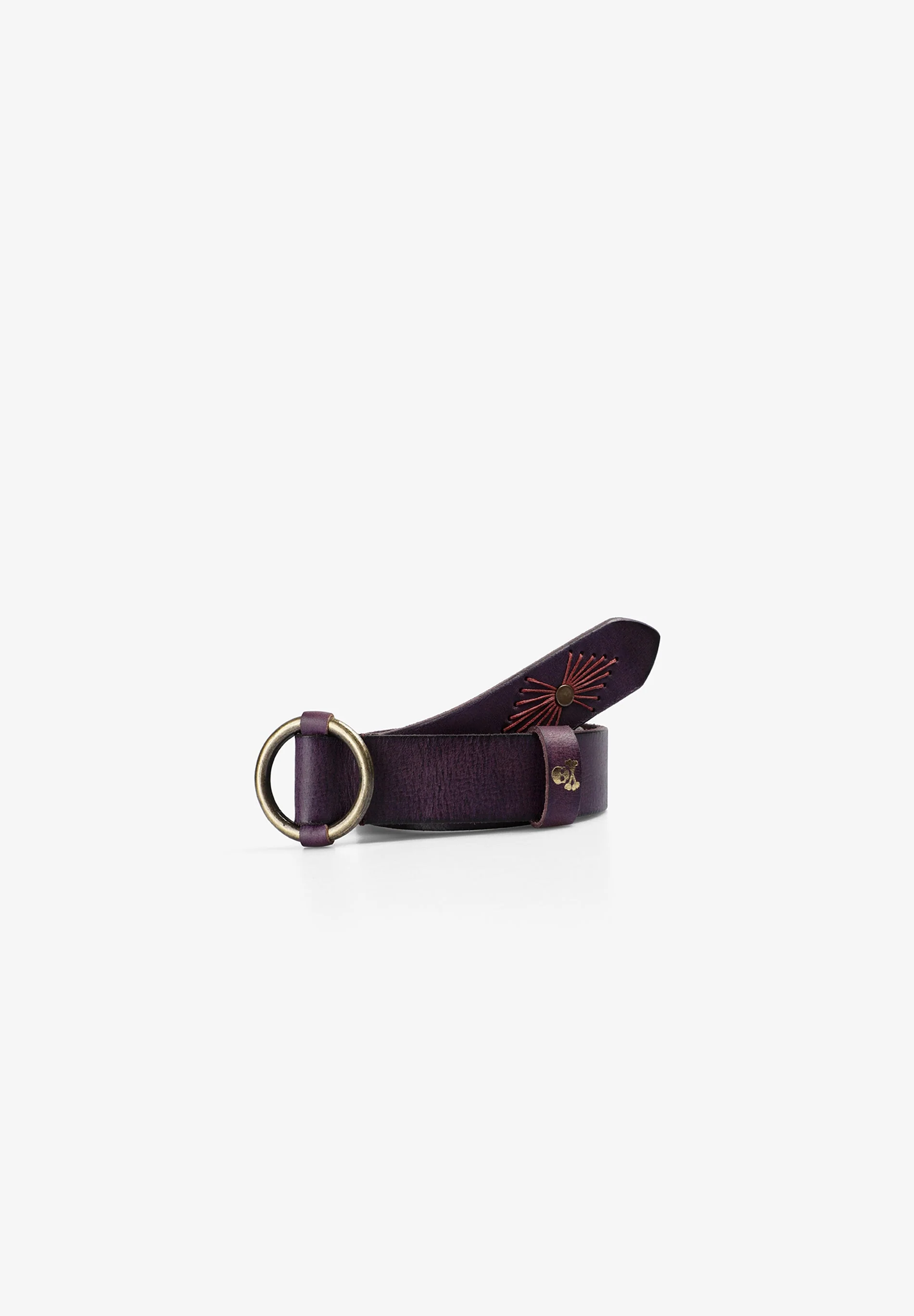 LEATHER BELT WITH STITCHING