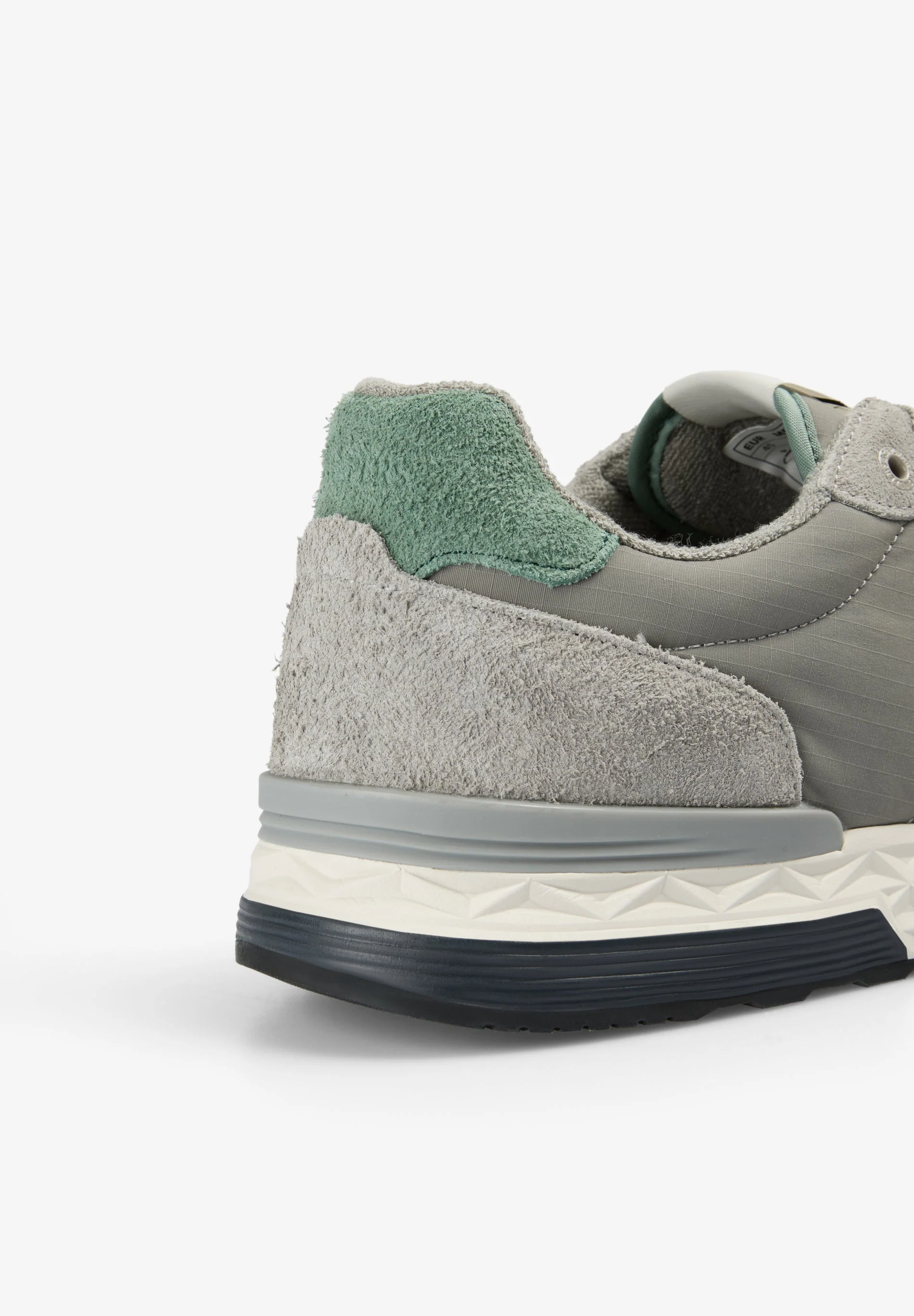 SNEAKERS WITH SIDE SKULL - Image 7