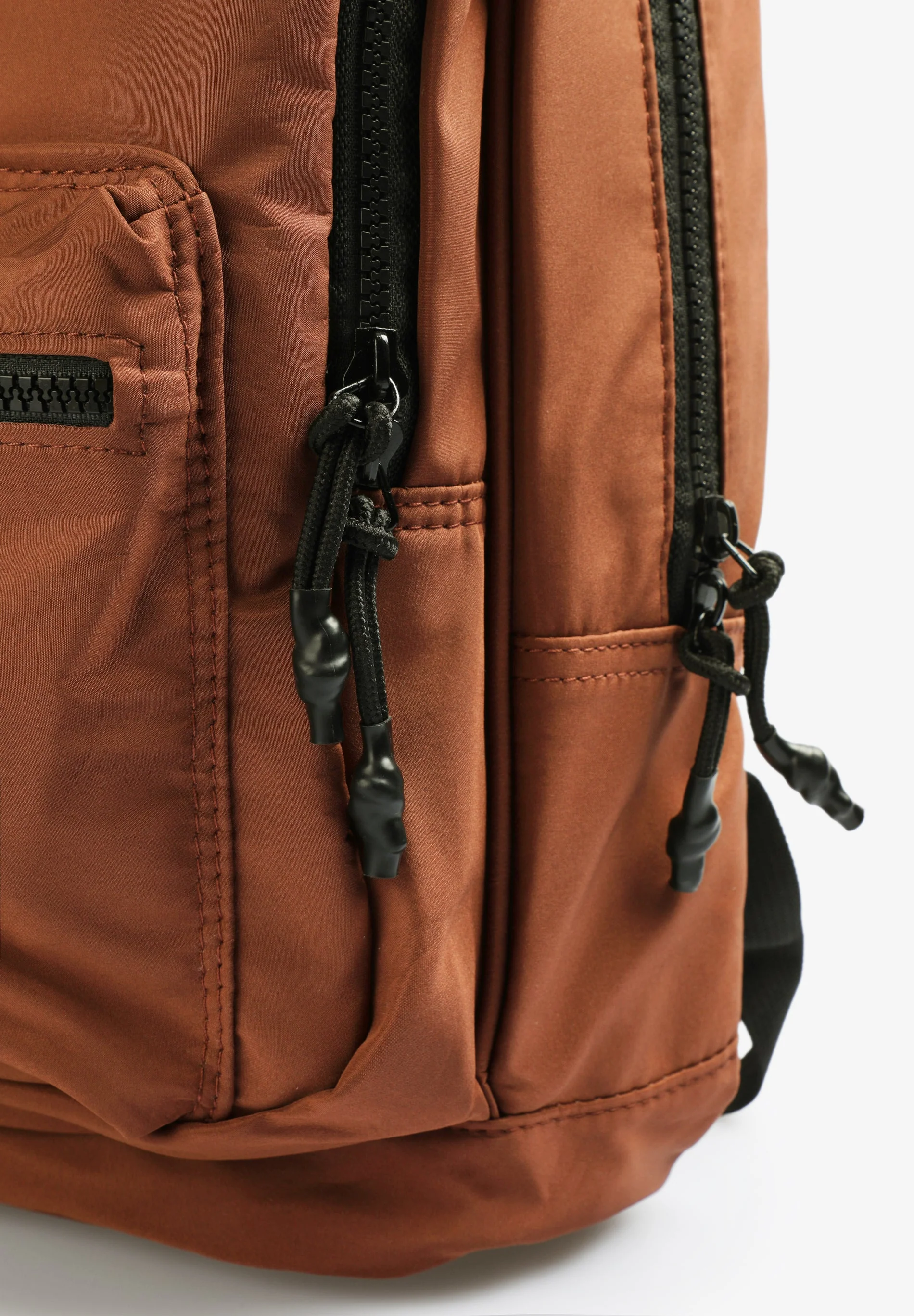 BASIC BACKPACK WITH SKULL - Image 4