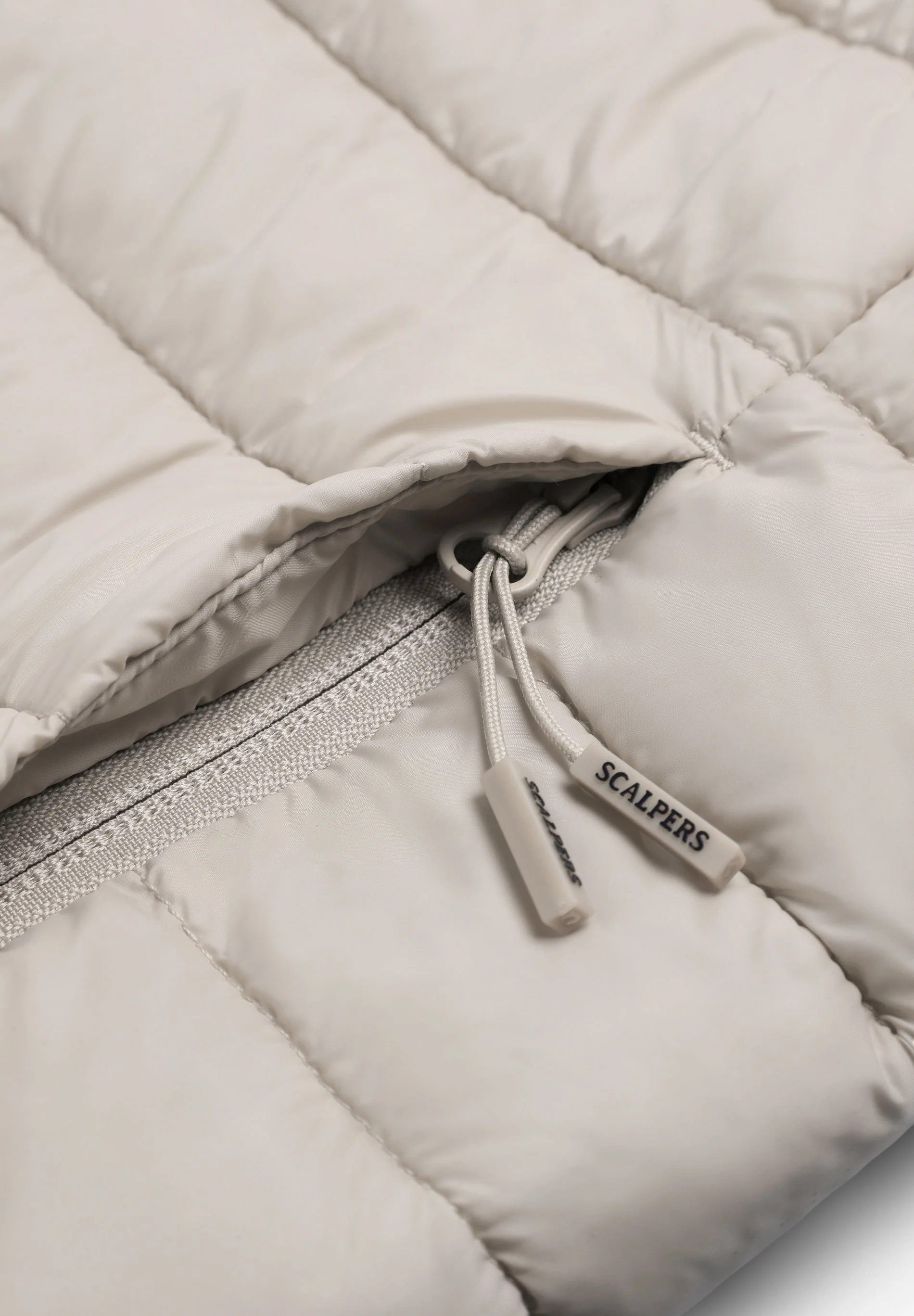 PUFFER GILET WITH SKULL PATCH - Image 5